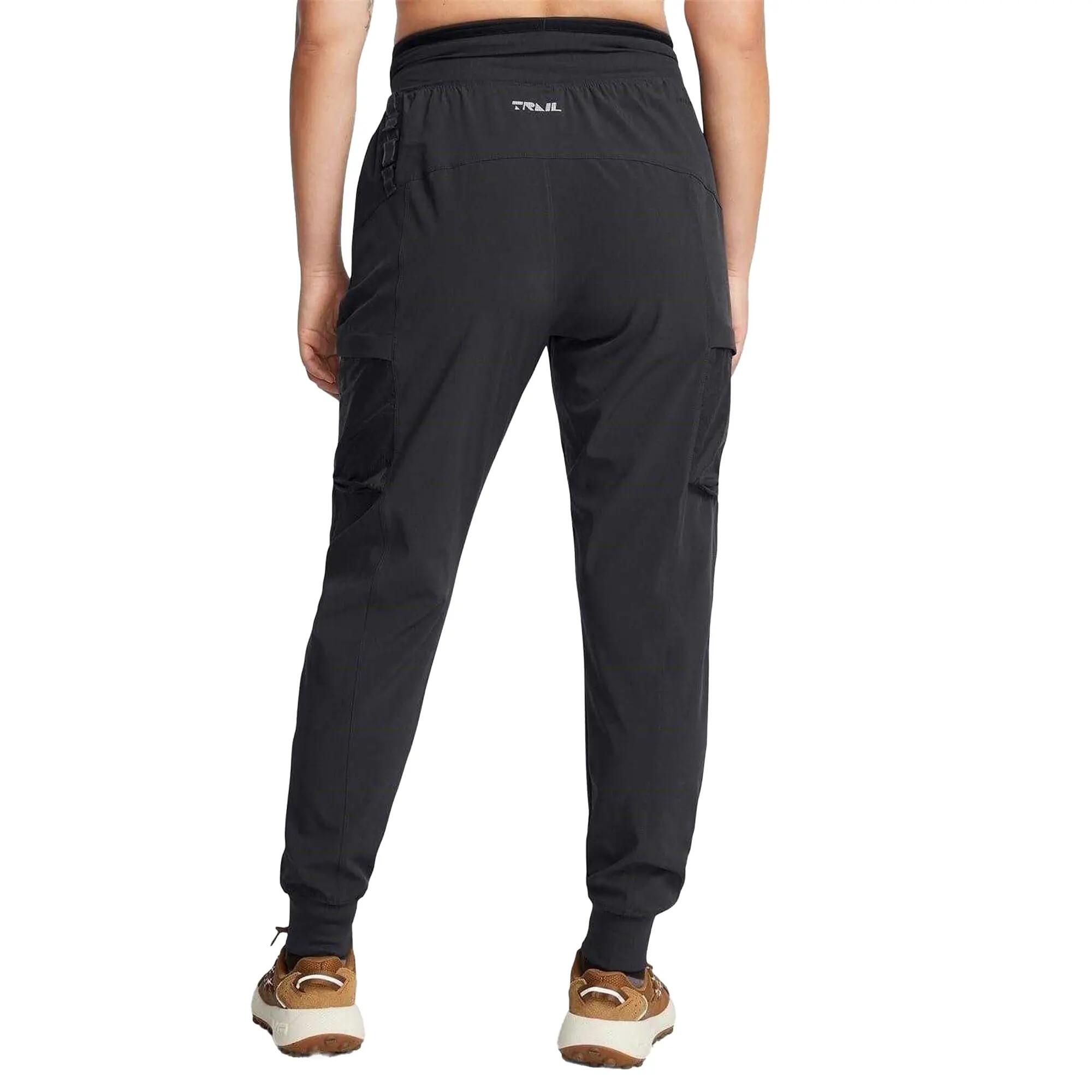 UNDER ARMOUR picture