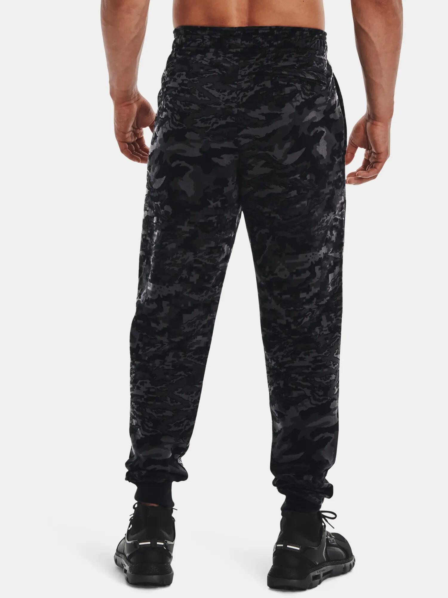 Férfi melegítőnadrág Under Armour RIVAL FLC CAMO SCRIPT JGR 2/7