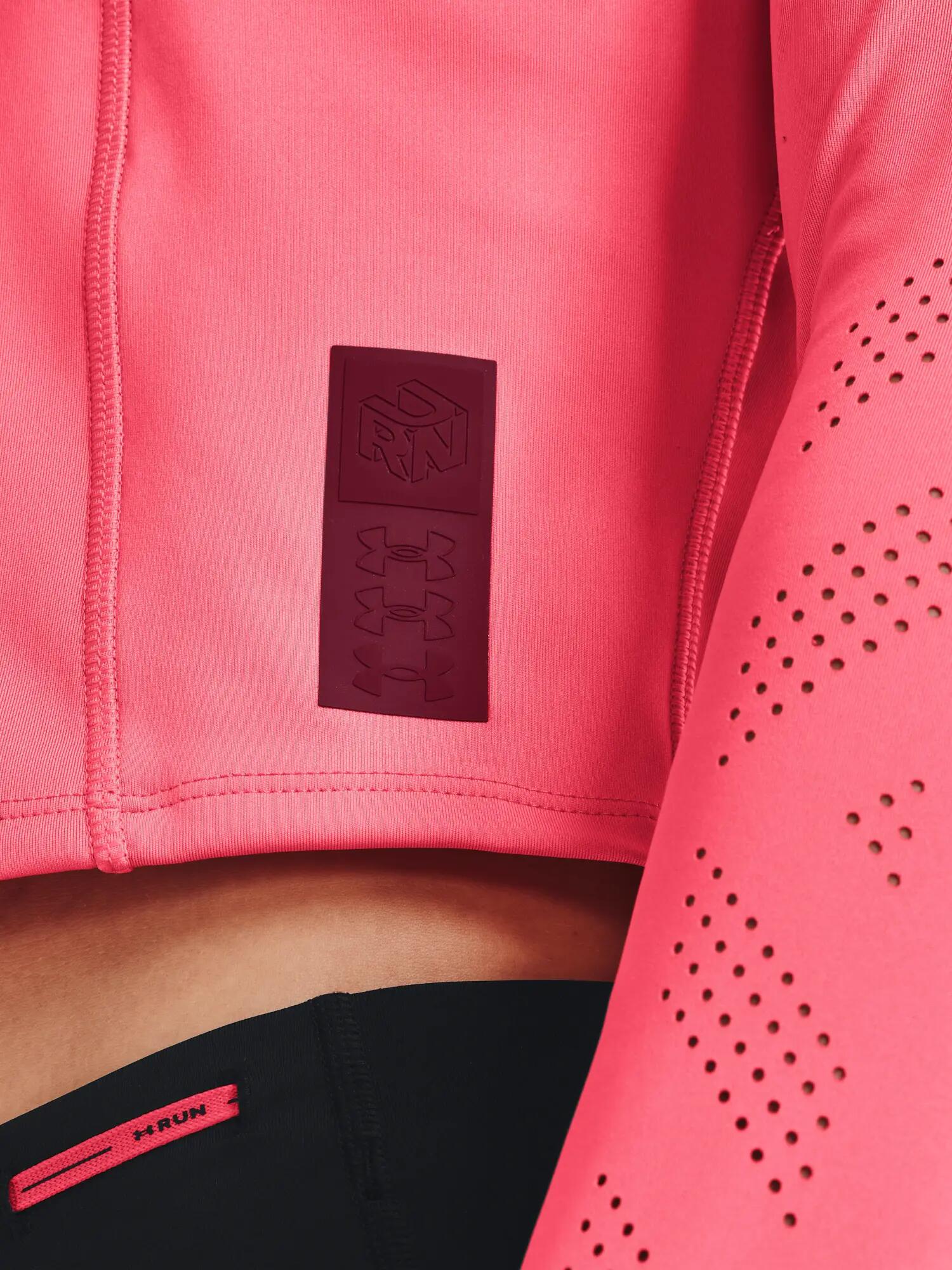 Női póló Under Armour UA Run Anywhere Laser LS 6/7