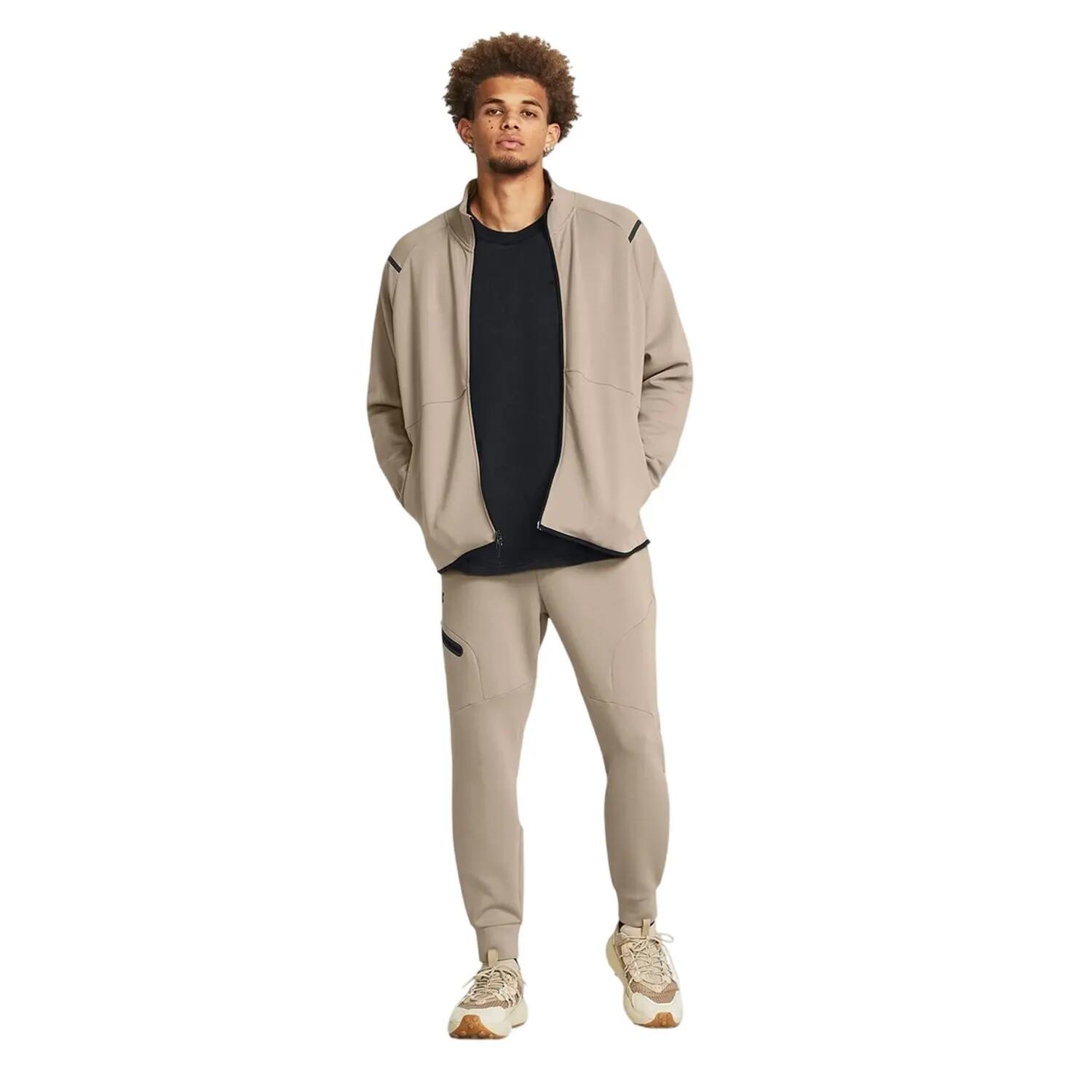 UNDER ARMOUR picture
