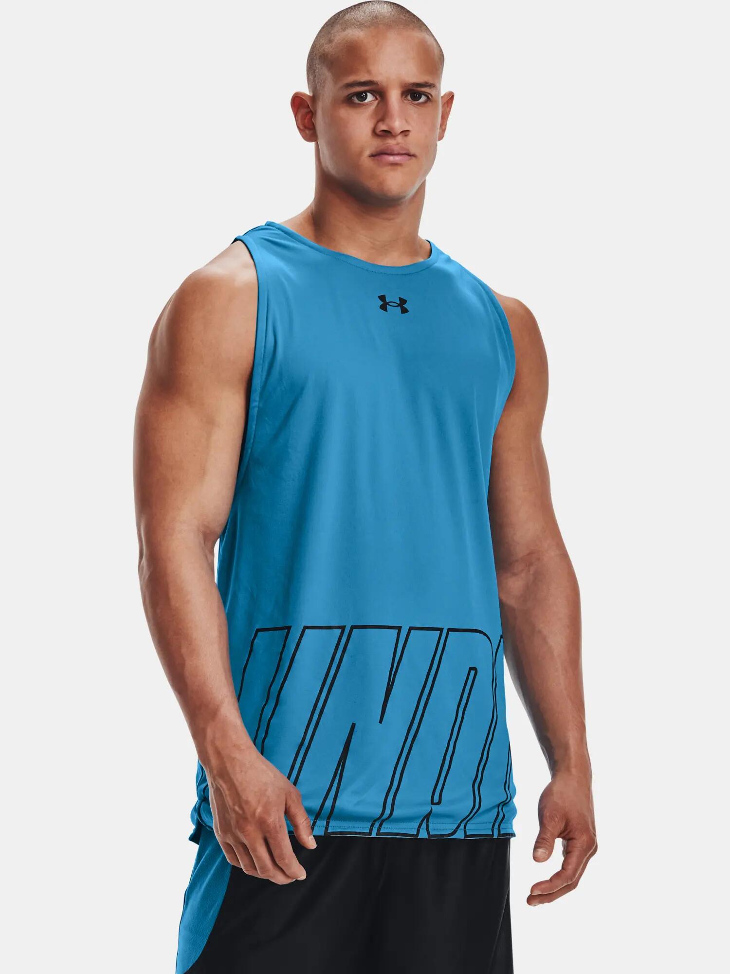 UNDER ARMOUR picture