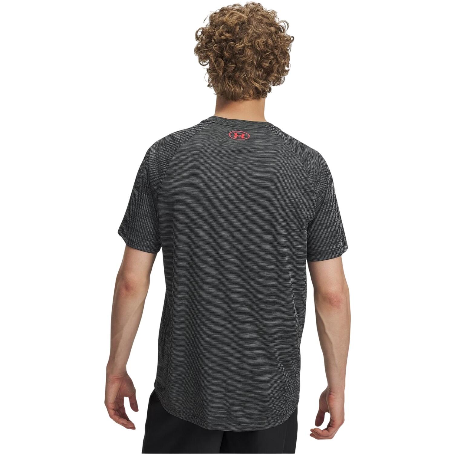 UNDER ARMOUR picture