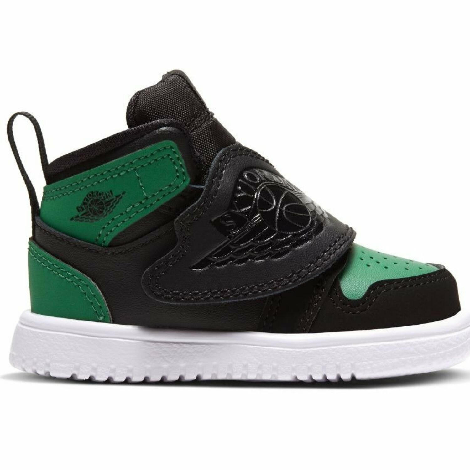NIKE picture