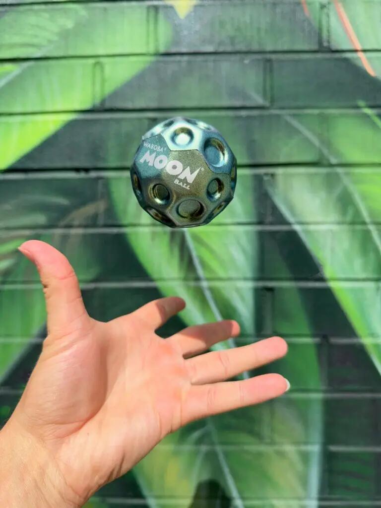 Waboba Metallic Moon Ball assorted 3/3
