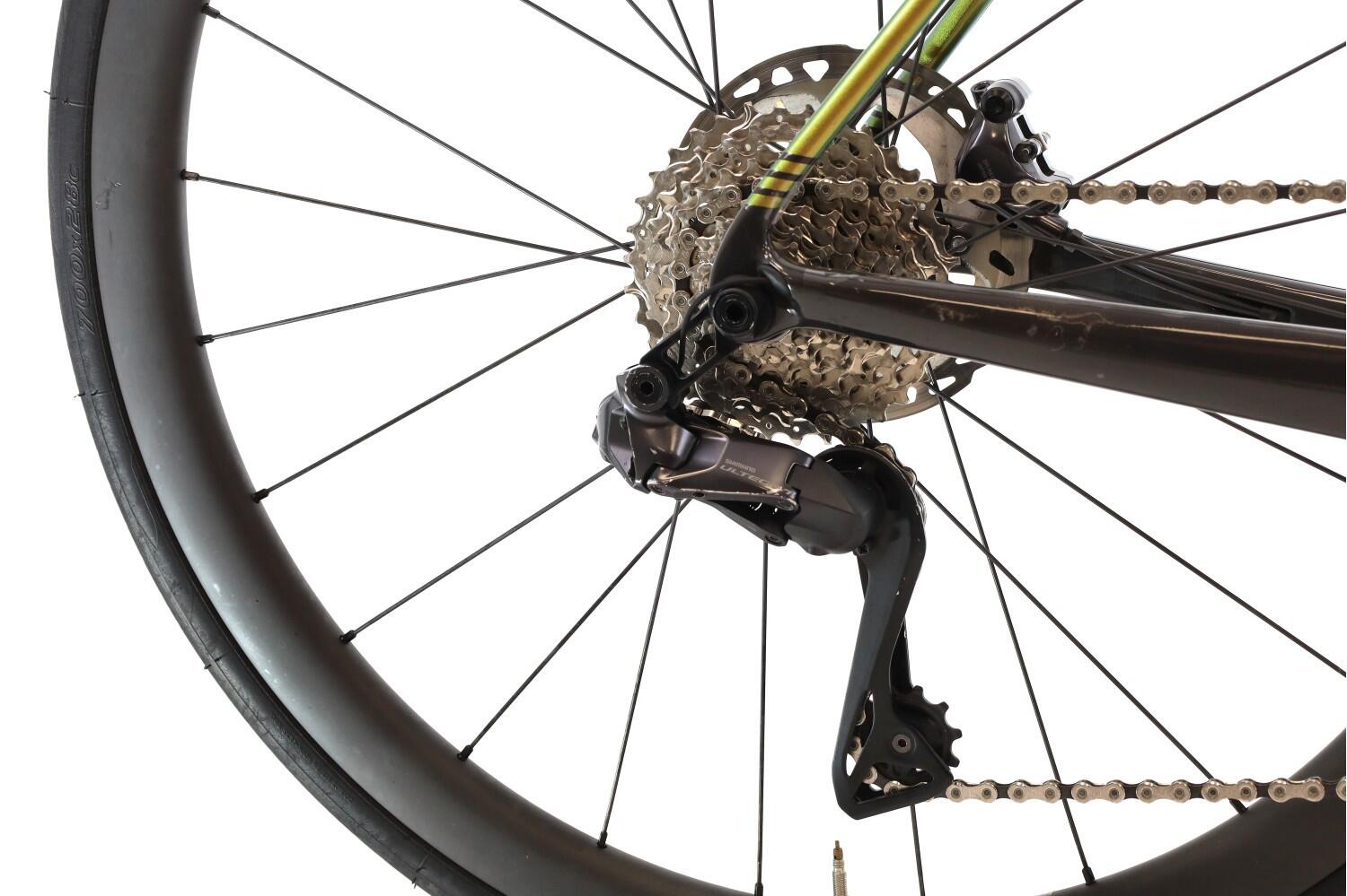 Segunda Vida · Bicicleta estrada · Cervelo R5 Disc Di2 12V · Muito bom estado 3/8