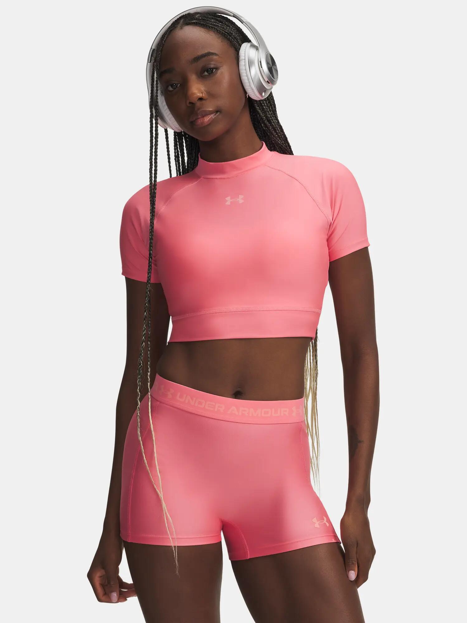 UNDER ARMOUR picture