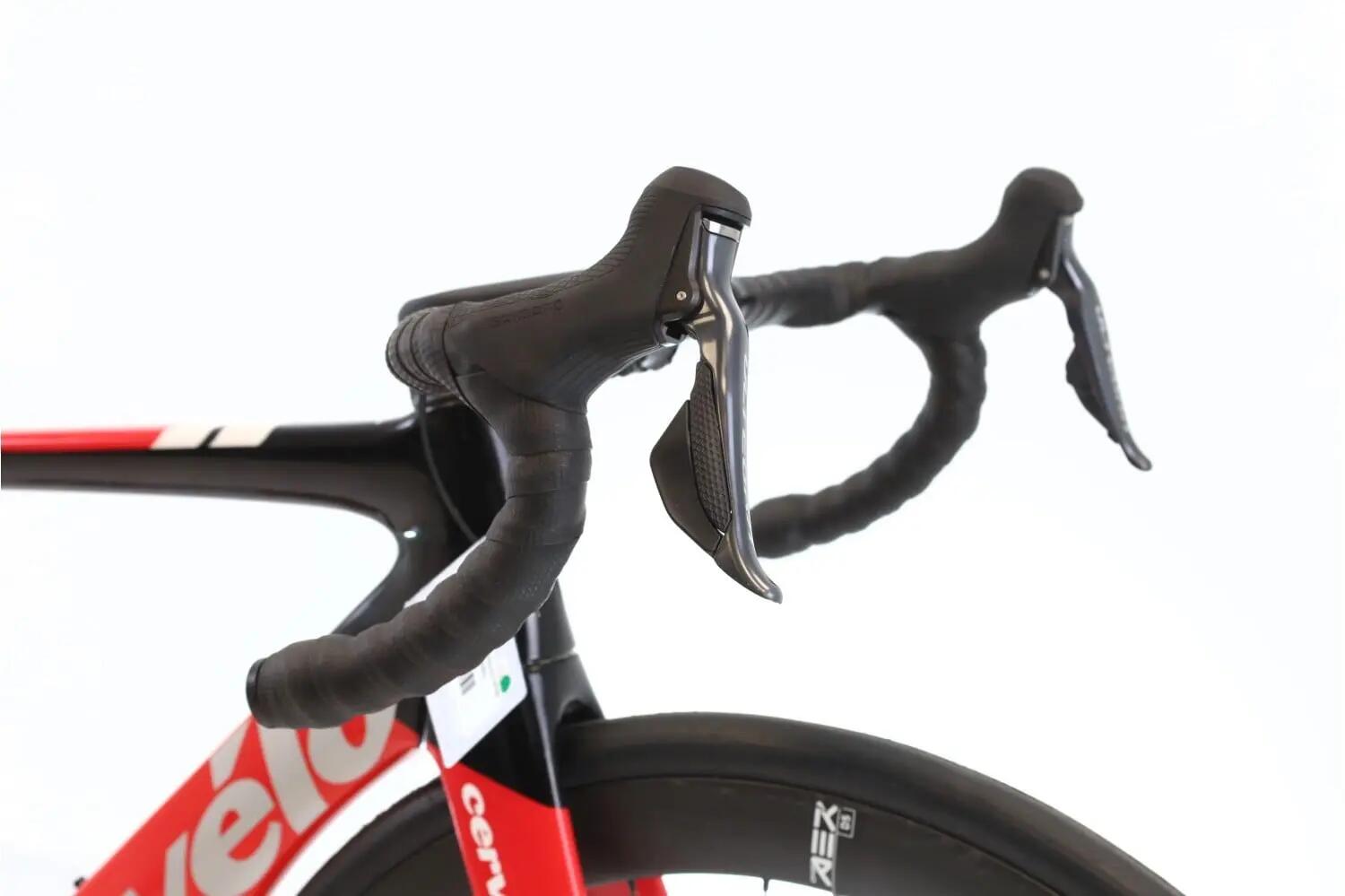 Vélo de route reconditionné · Cervelo S-Series Disc Di2 11V · Très bon état 6/8