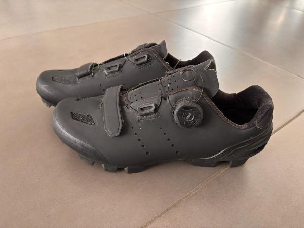 Entre Particuliers - Chaussures MTB AGU 2/4