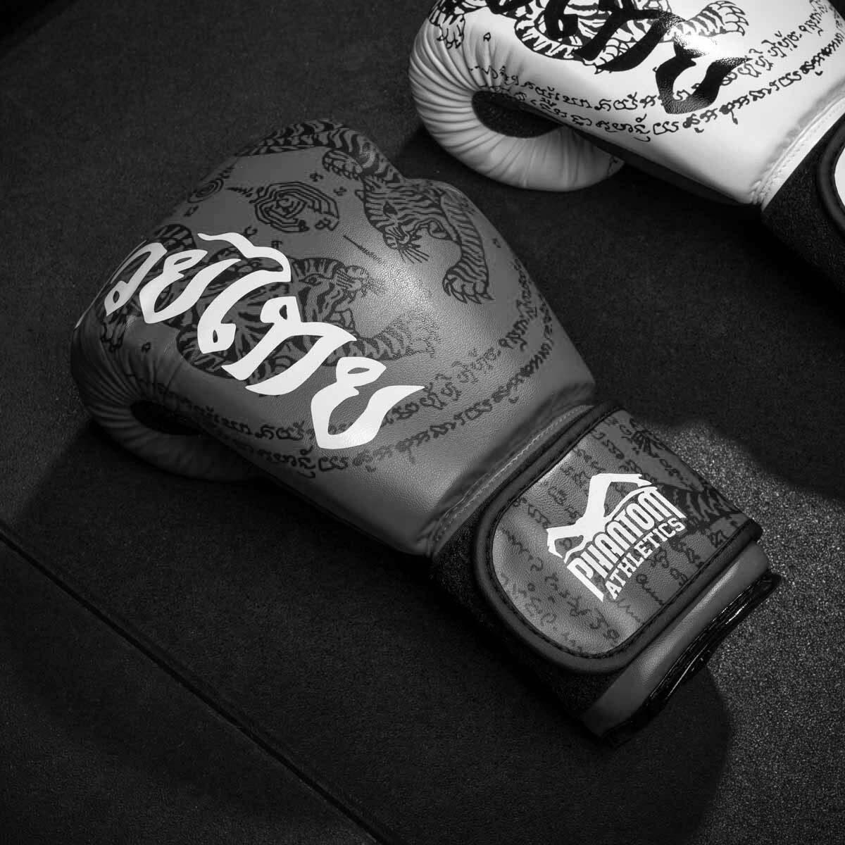 Phantom Gants de Boxe Muay Thaï Gris 16OZ 8/13