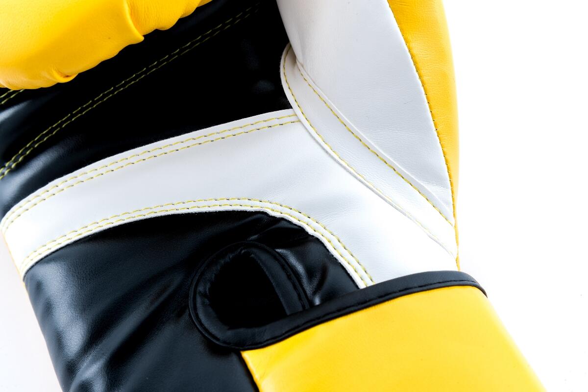 UFC PRO Trainings-Boxhandschuhe – Gelb/Schwarz – 12OZ 9/15