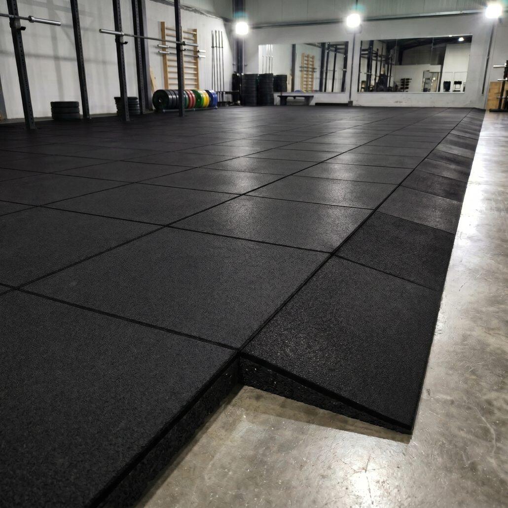 Loseta de caucho con rampa Lestare 500x250x40 mm negra 7/7
