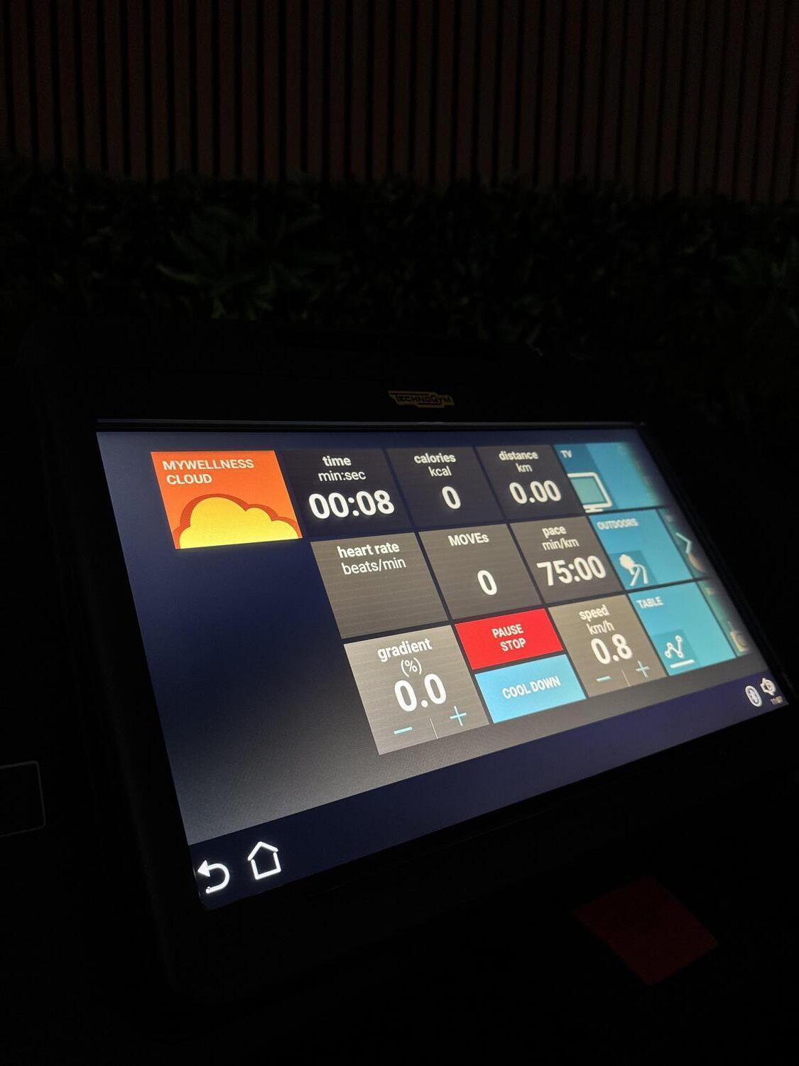 Technogym Run Excite 1000 CE Unity 3 Cosmo reconditionné – Grade D 6/7