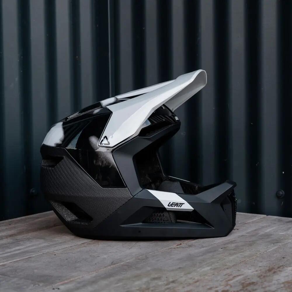 Casco MTB Gravity 5.0 V26 3/8