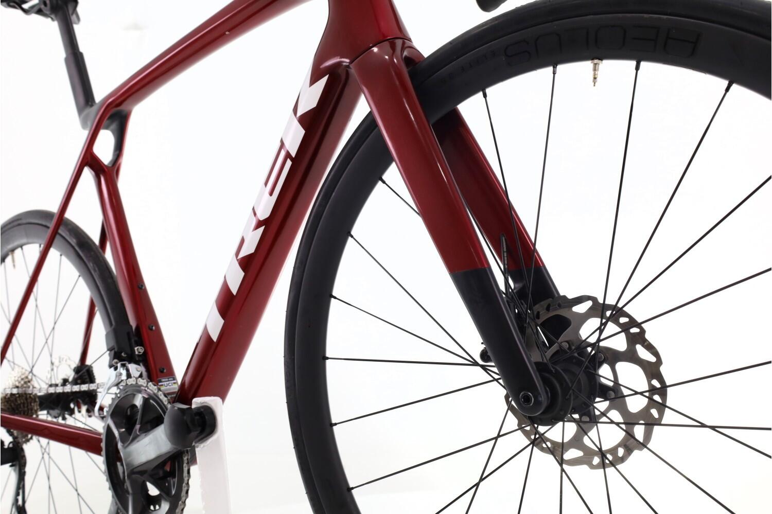 Vélo de route reconditionné ·  Madone SL6 GEN 8 Di2 12V · Très bon état 5/8