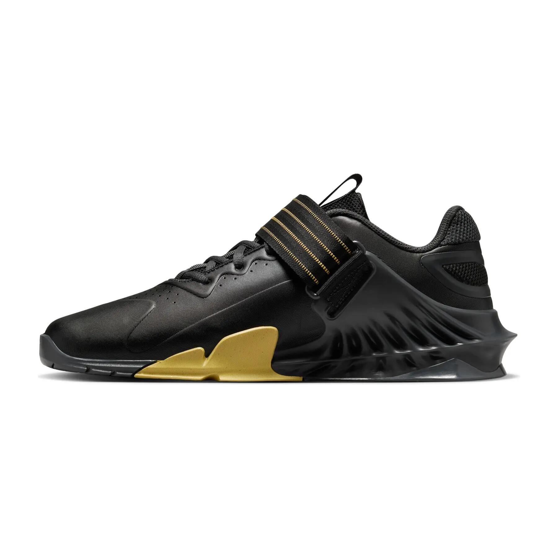 Buty Mężczyzna Nike D Savaleos biały 5/7