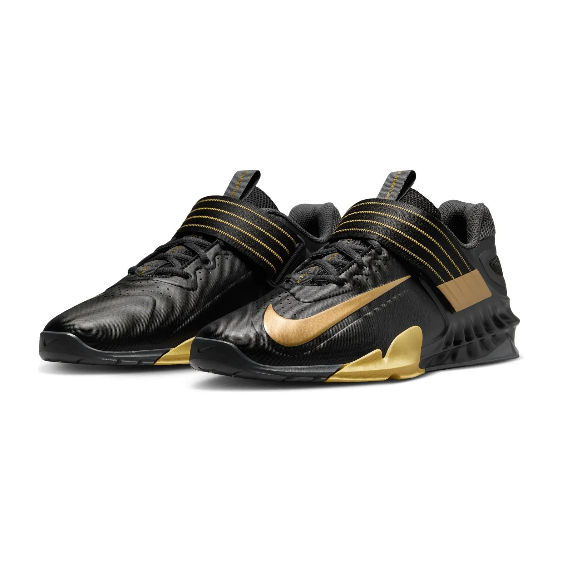 Buty Mężczyzna Nike D Savaleos biały 3/7