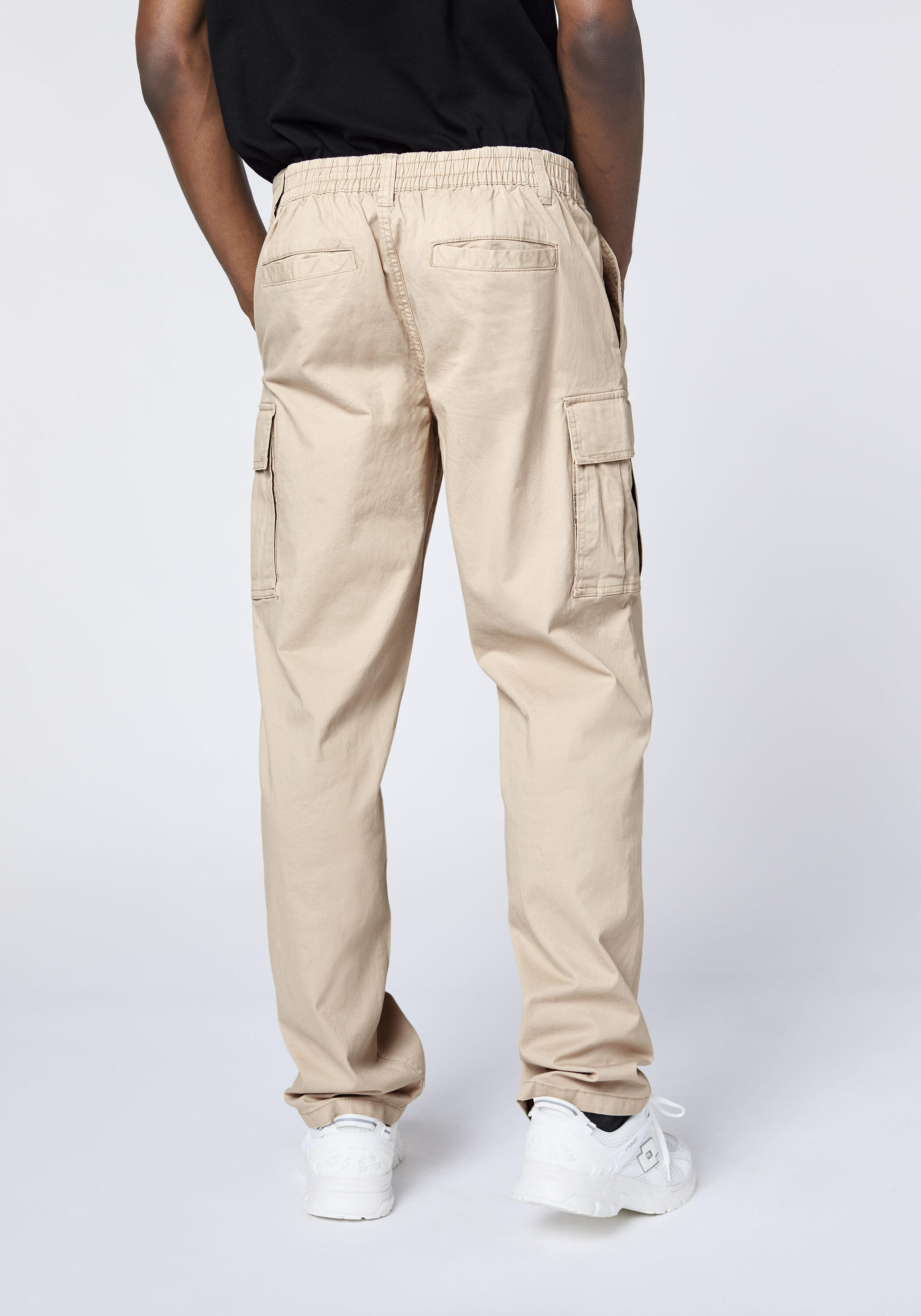 Cargohose mit teil-elastischem Komfortbund 4/7