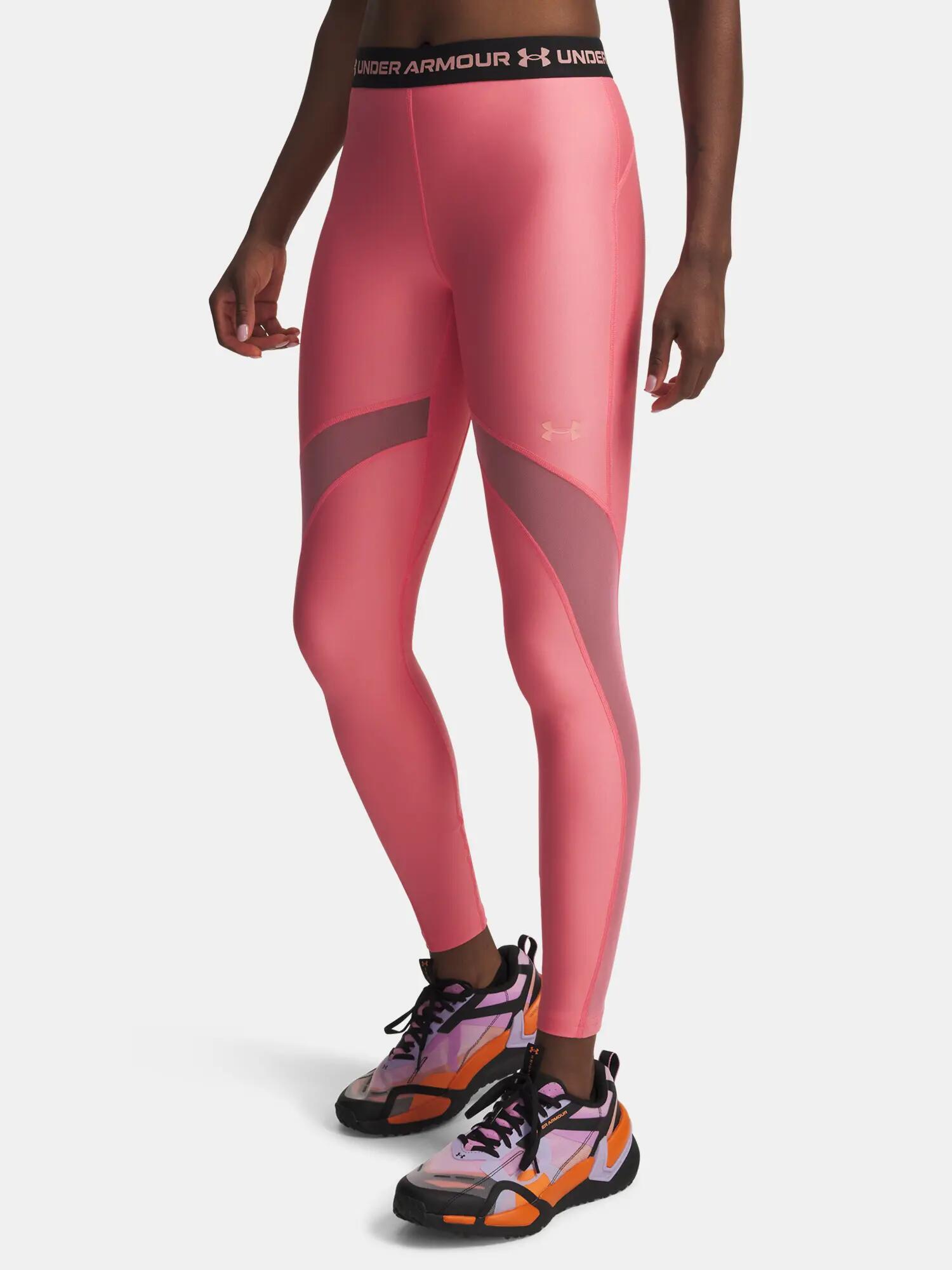 UNDER ARMOUR picture
