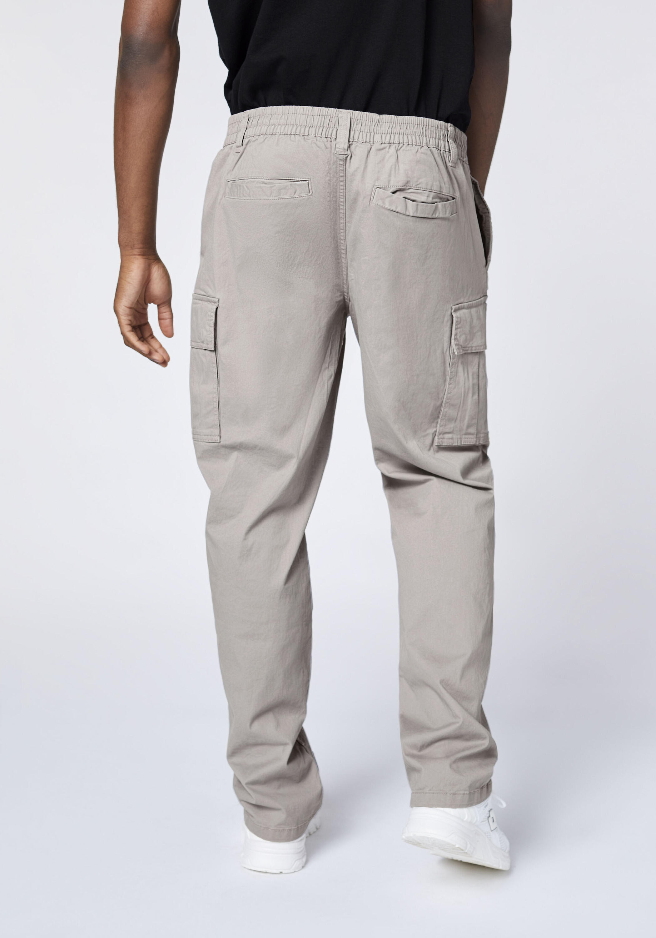 Cargohose mit teil-elastischem Komfortbund 4/7