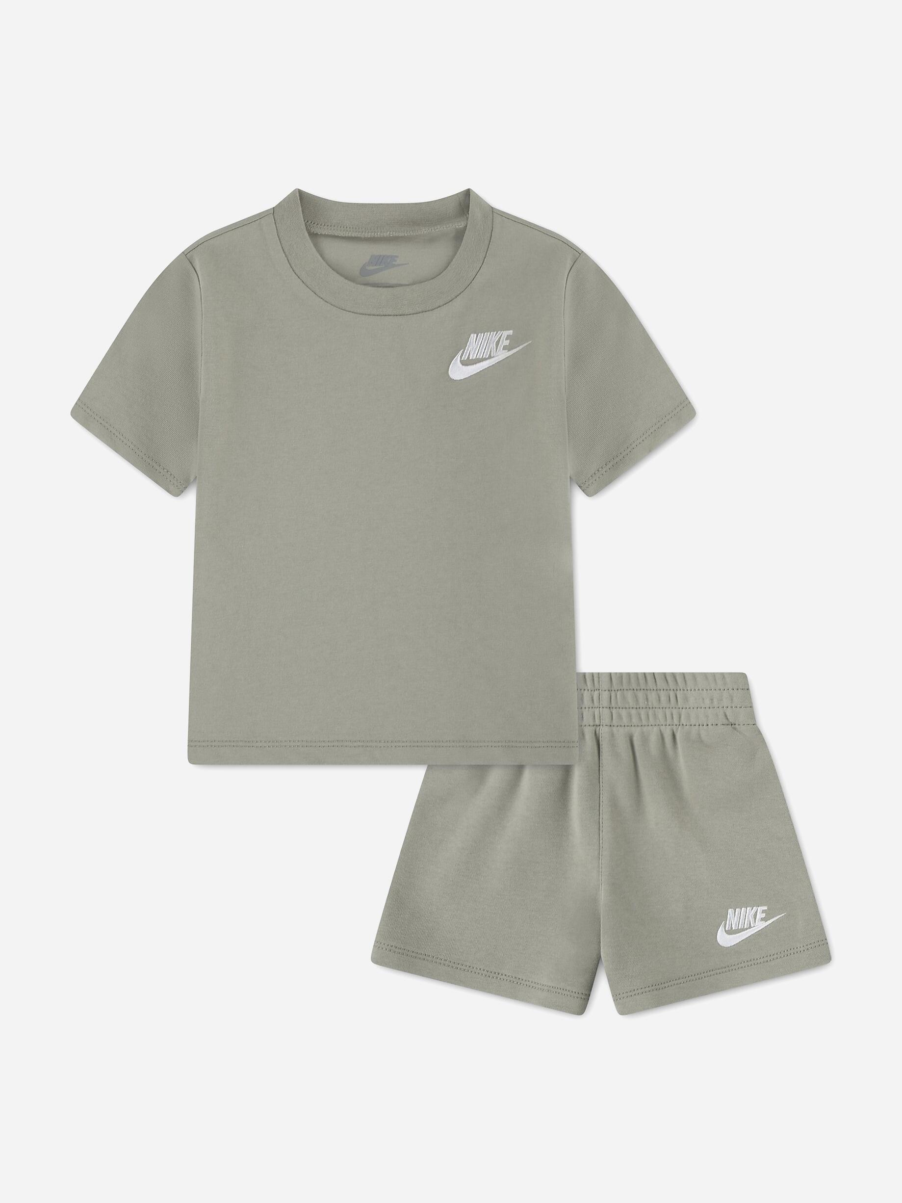 NIKE picture