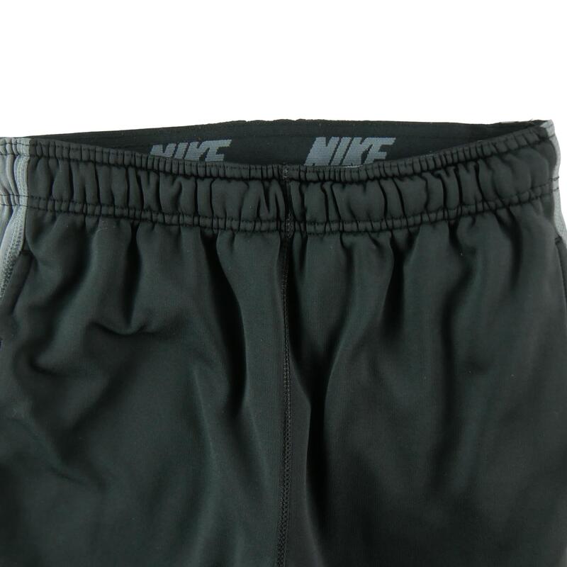 Second life - Nike Pantaloni trening bărbați Therma-Fit - Ca nou