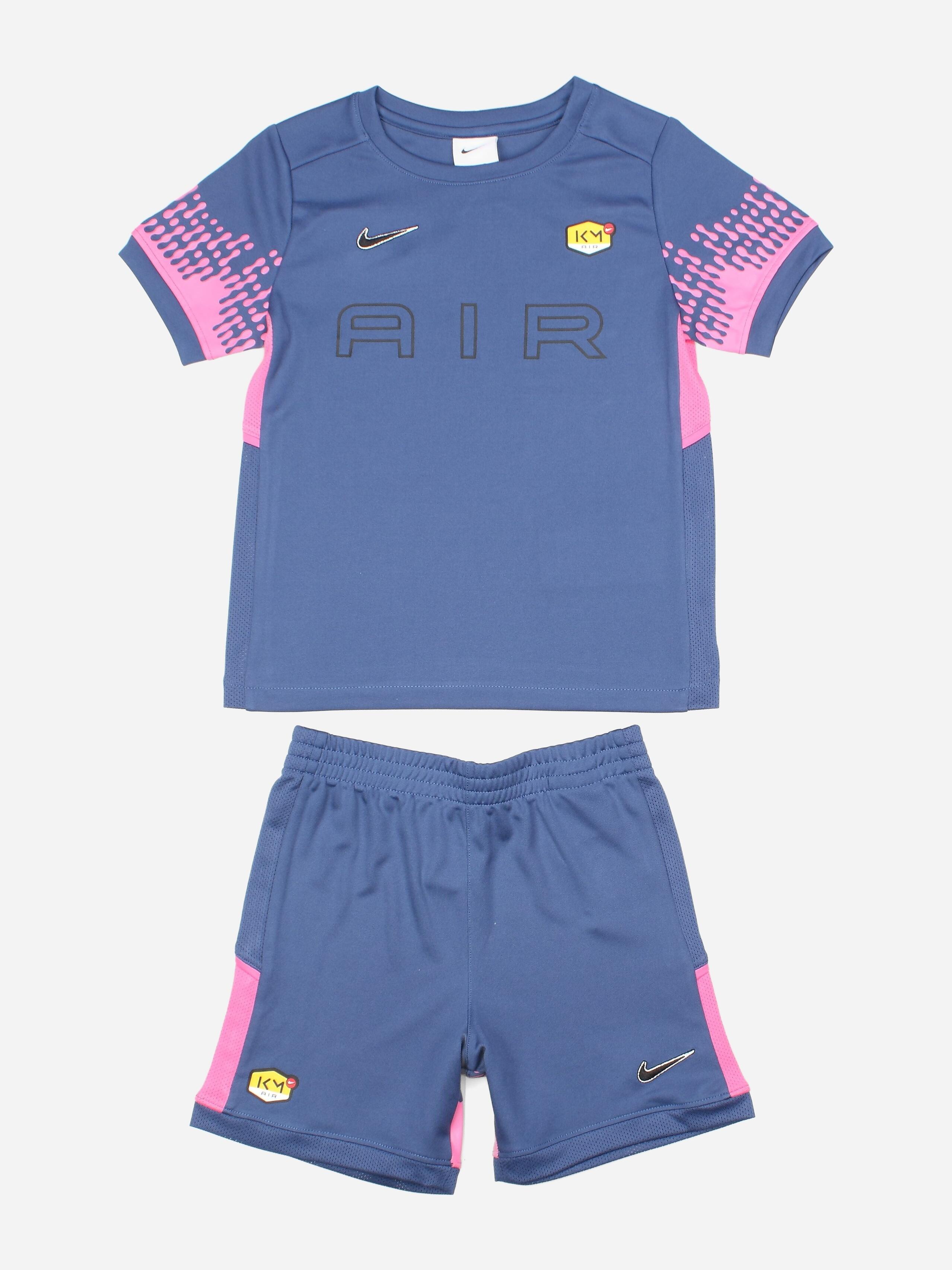 NIKE picture