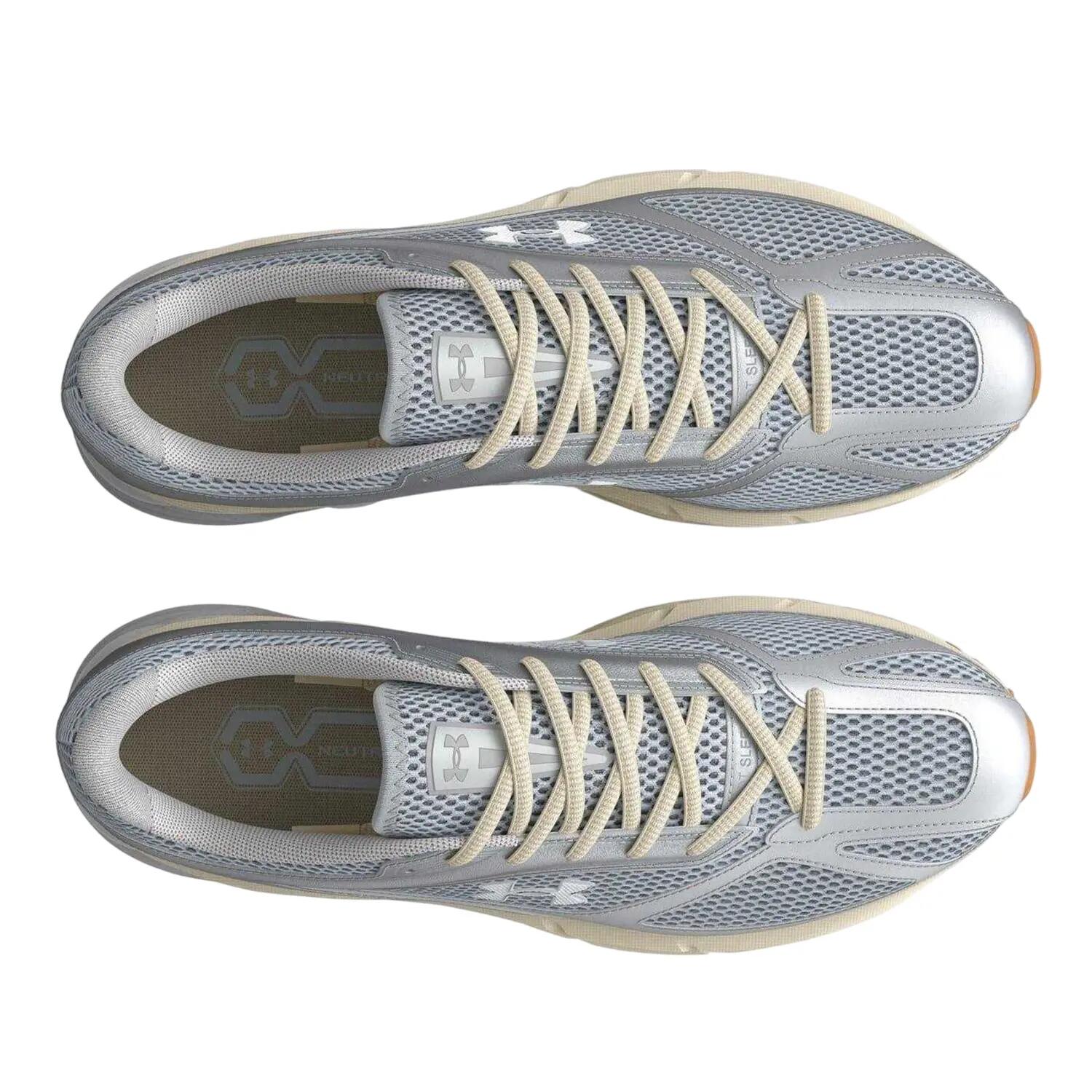 Scarpe CorsaUomo Under Armour HOVR Road Grigio 3/5