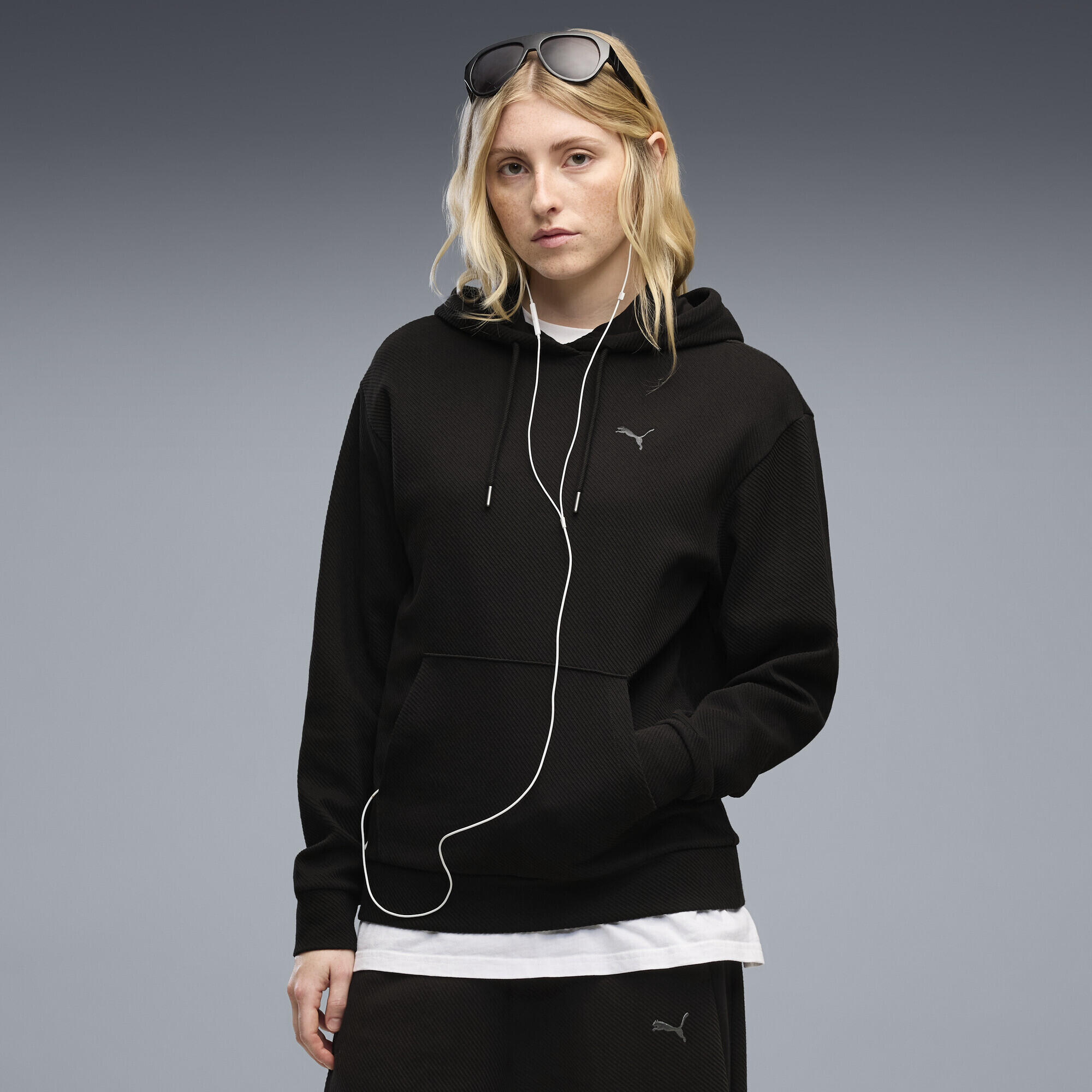 Hoodie Elevated Standard Essentials Femme PUMA 2/5