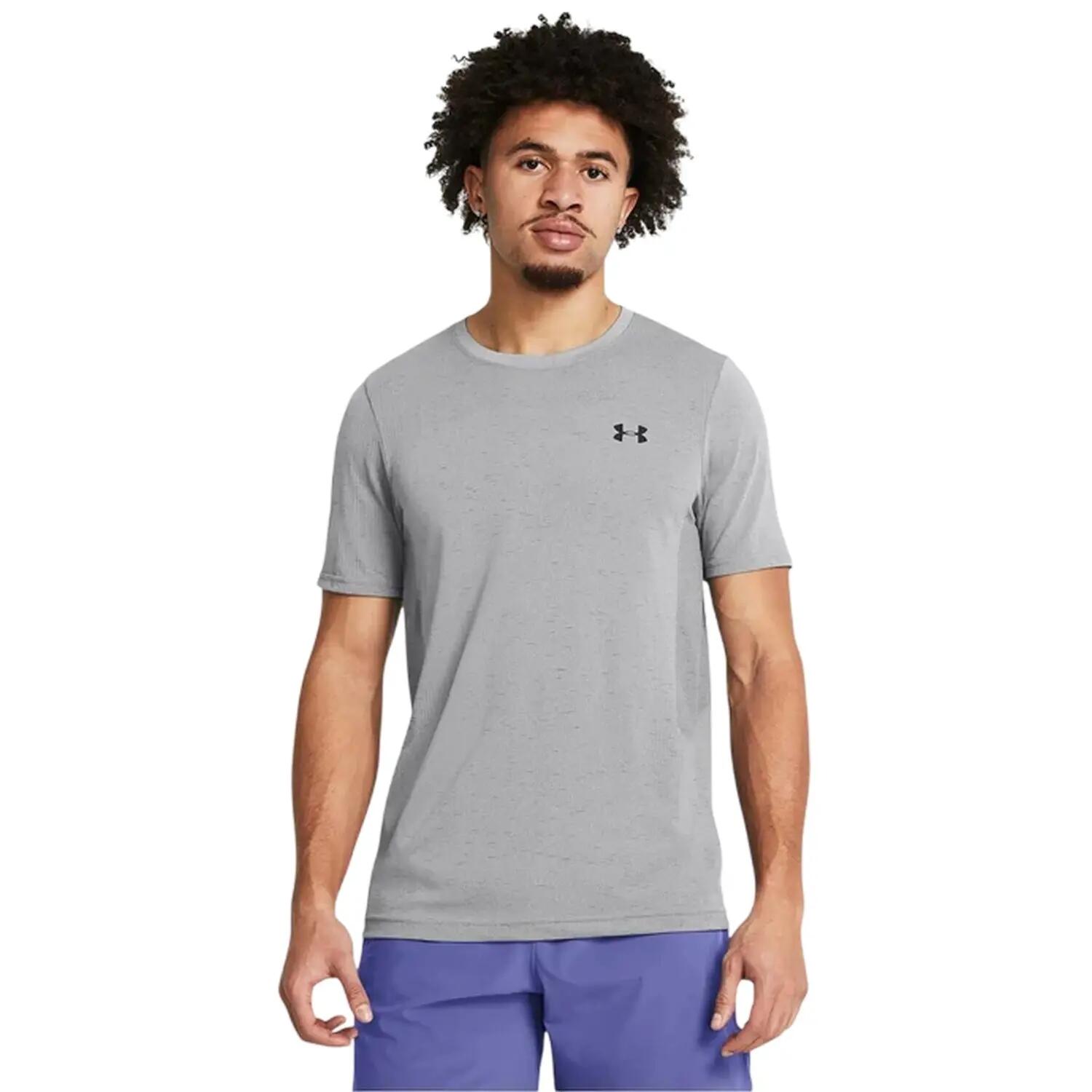 UNDER ARMOUR picture