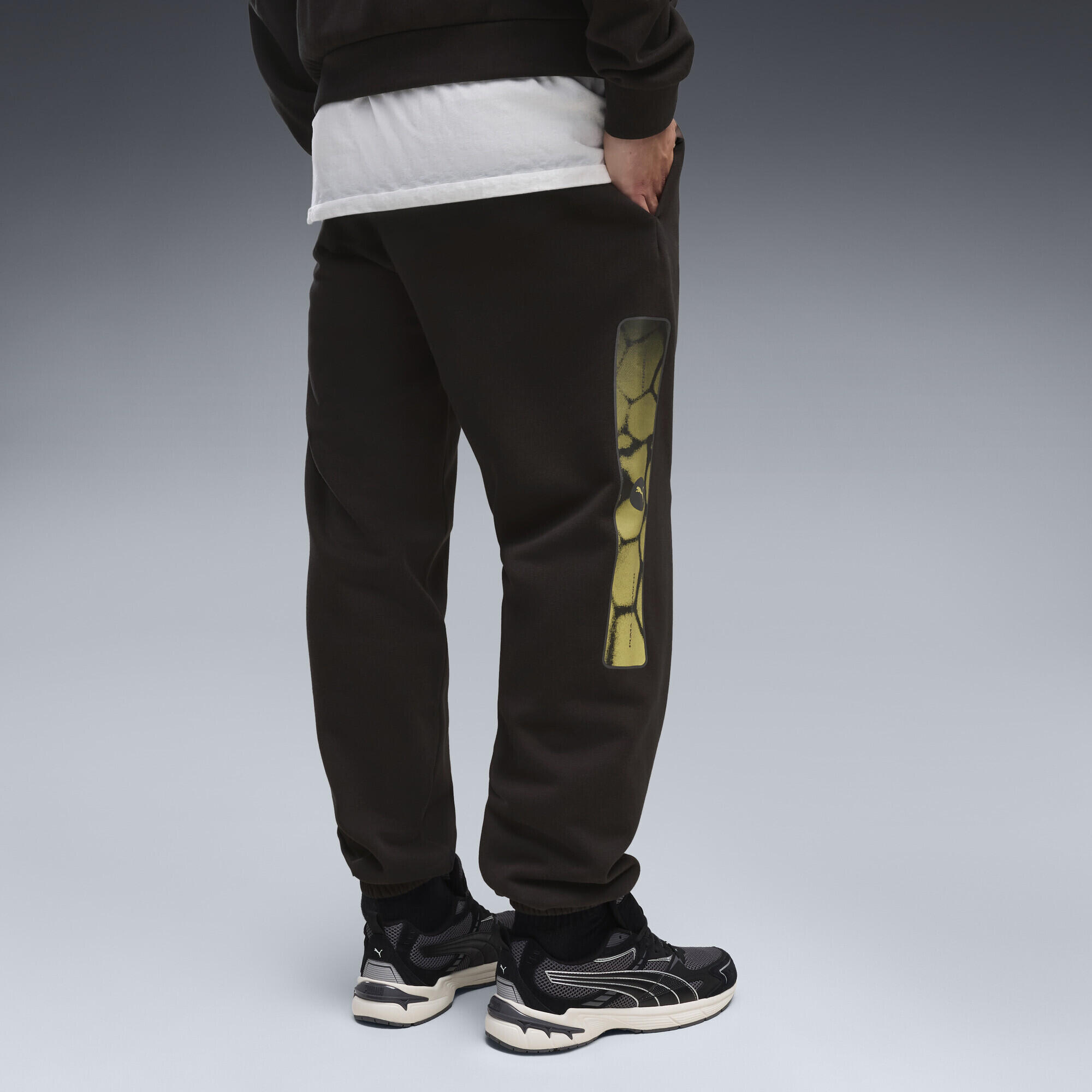 Pantalones de chándal holgados PUMA Sport Street Graphic de forro polar Hombre 3/5