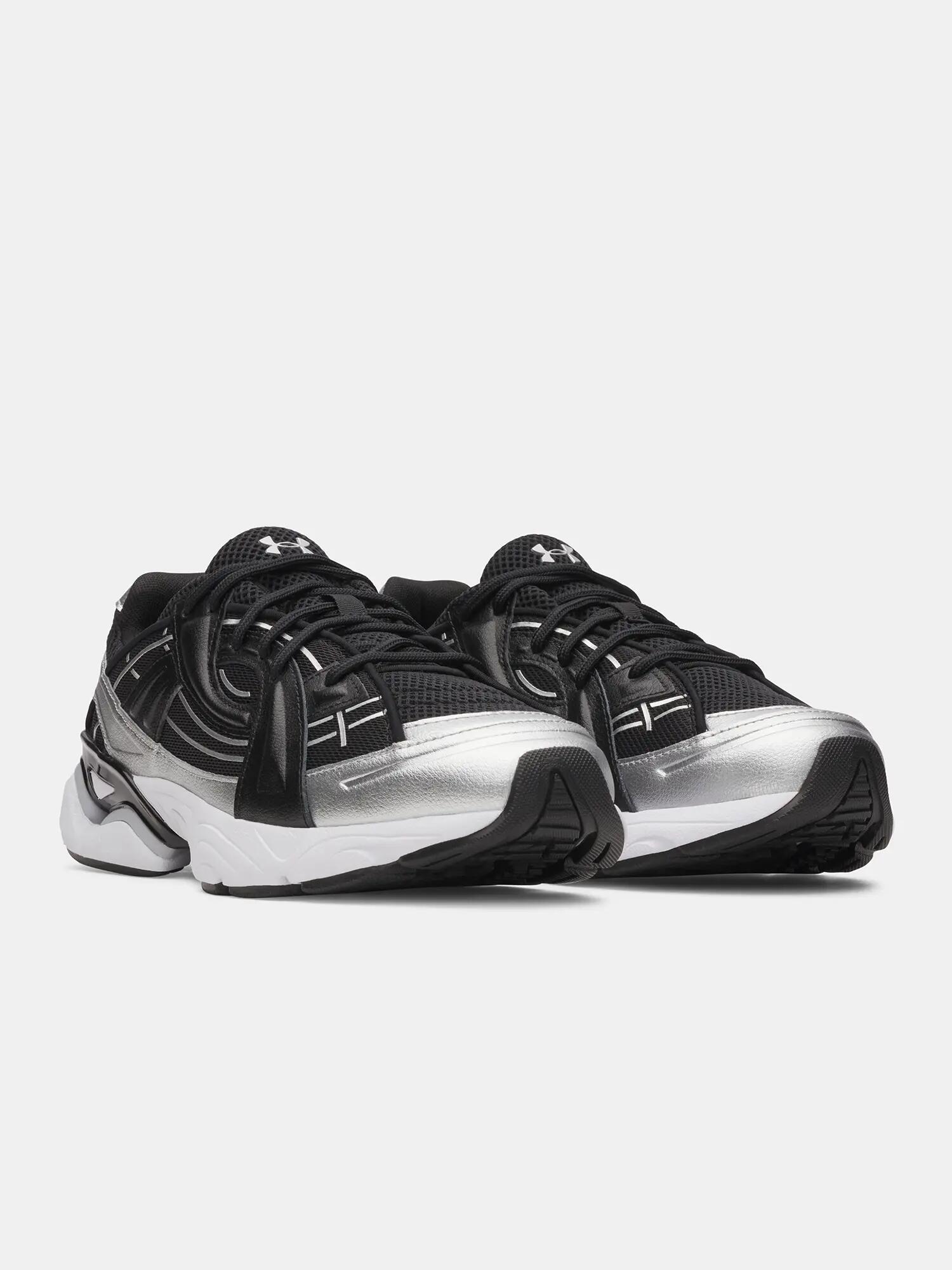 Unisex cipő Under Armour UA Sola 3/5