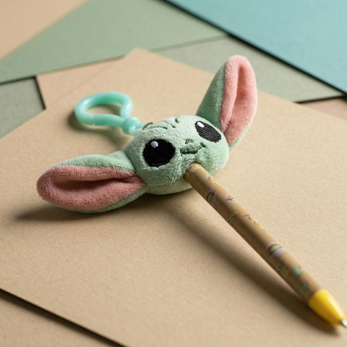 Stylo suspendu pour enfants The Mandalorian avec peluche et mousqueton vert 6/6