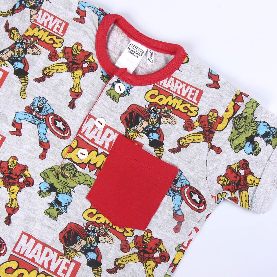 Ensemble deux pièces Marvel pour enfants : t-shirt et short rouge 3/3