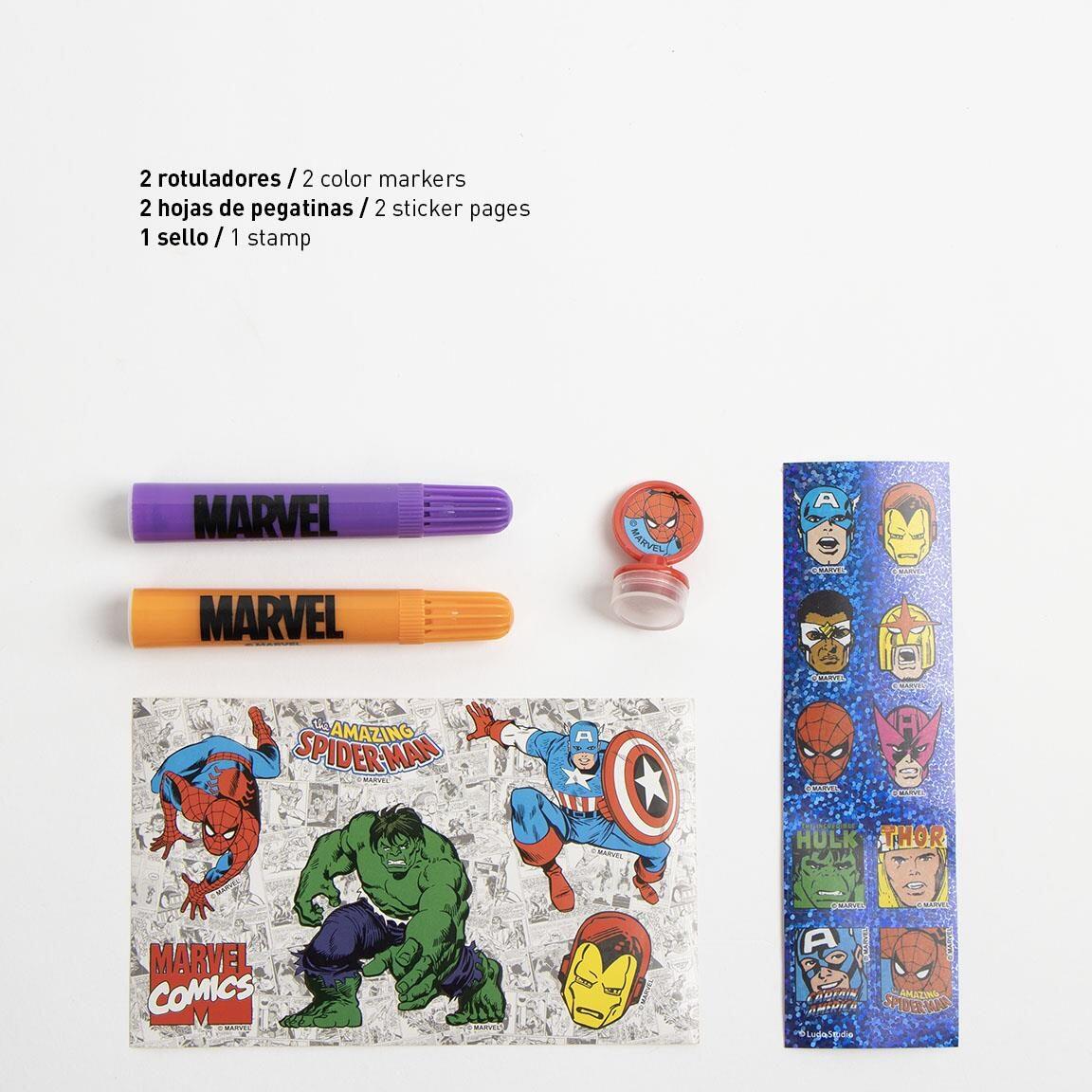 Ensemble de papeterie pour enfants Avengers à colorier avec des feutres 4/6