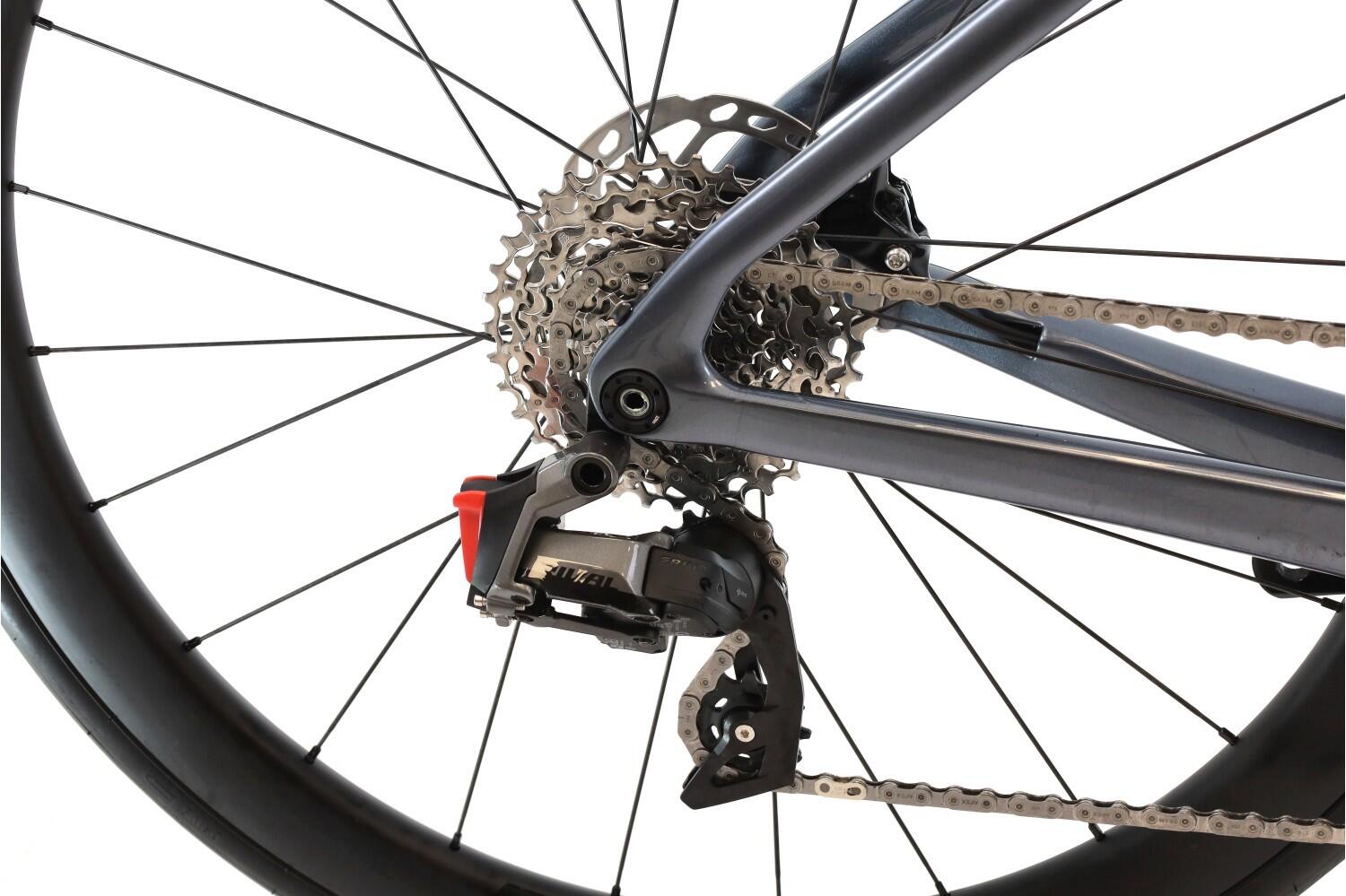 Vélo de route reconditionné ·  Xelius AXS 12V · Très bon état 3/8