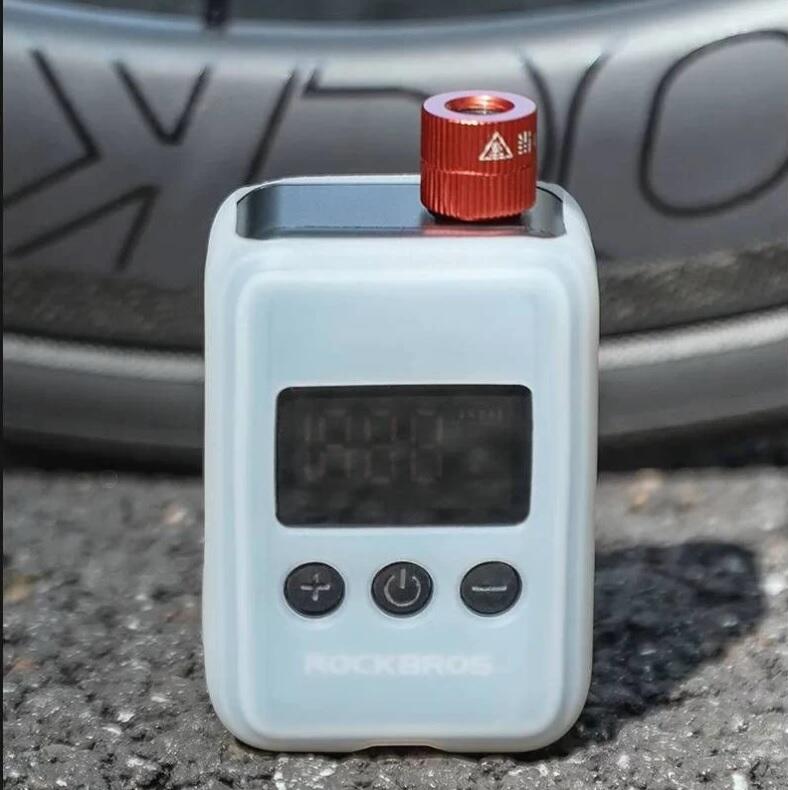Wielofunkcyjna pompka elektryczna Rockbros 42720016001 (150Psi) 6/6