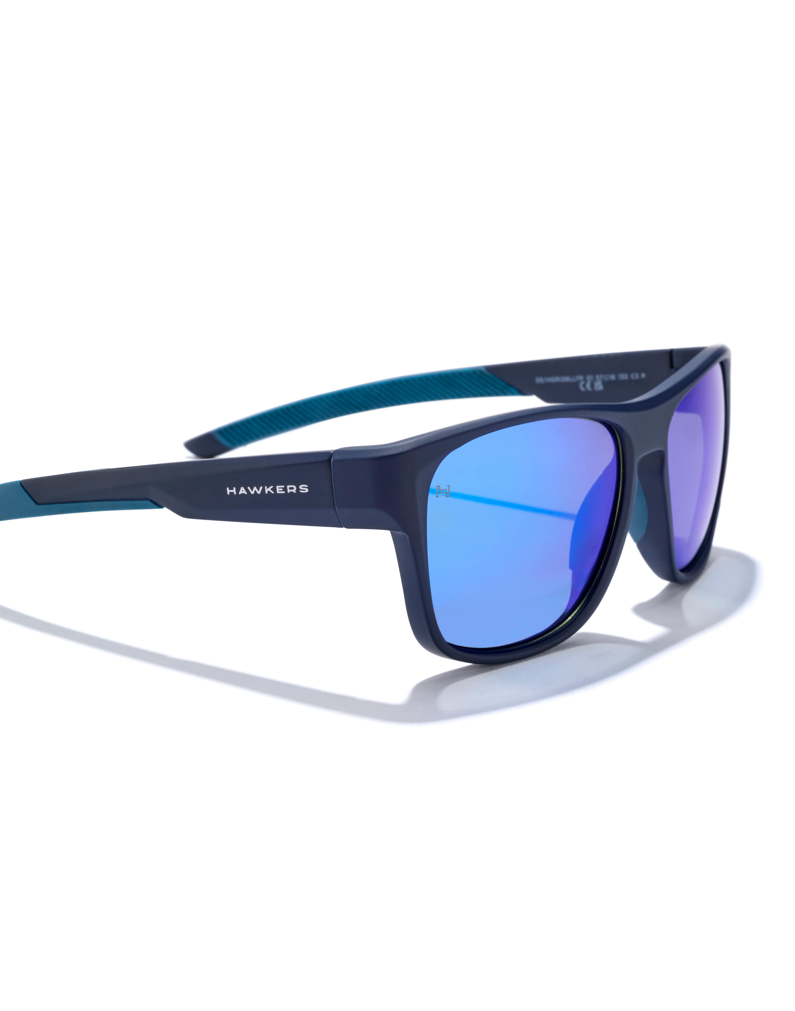 HAWKERS - Lunettes de soleil hommes et femmes GRIP POLARIZED CLEAR BLUE 5/6