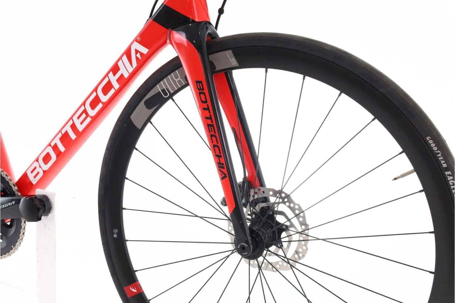 Bici strada ricondizionata · Bottecchia 8Avio Revolution · Ottimo stato 5/8