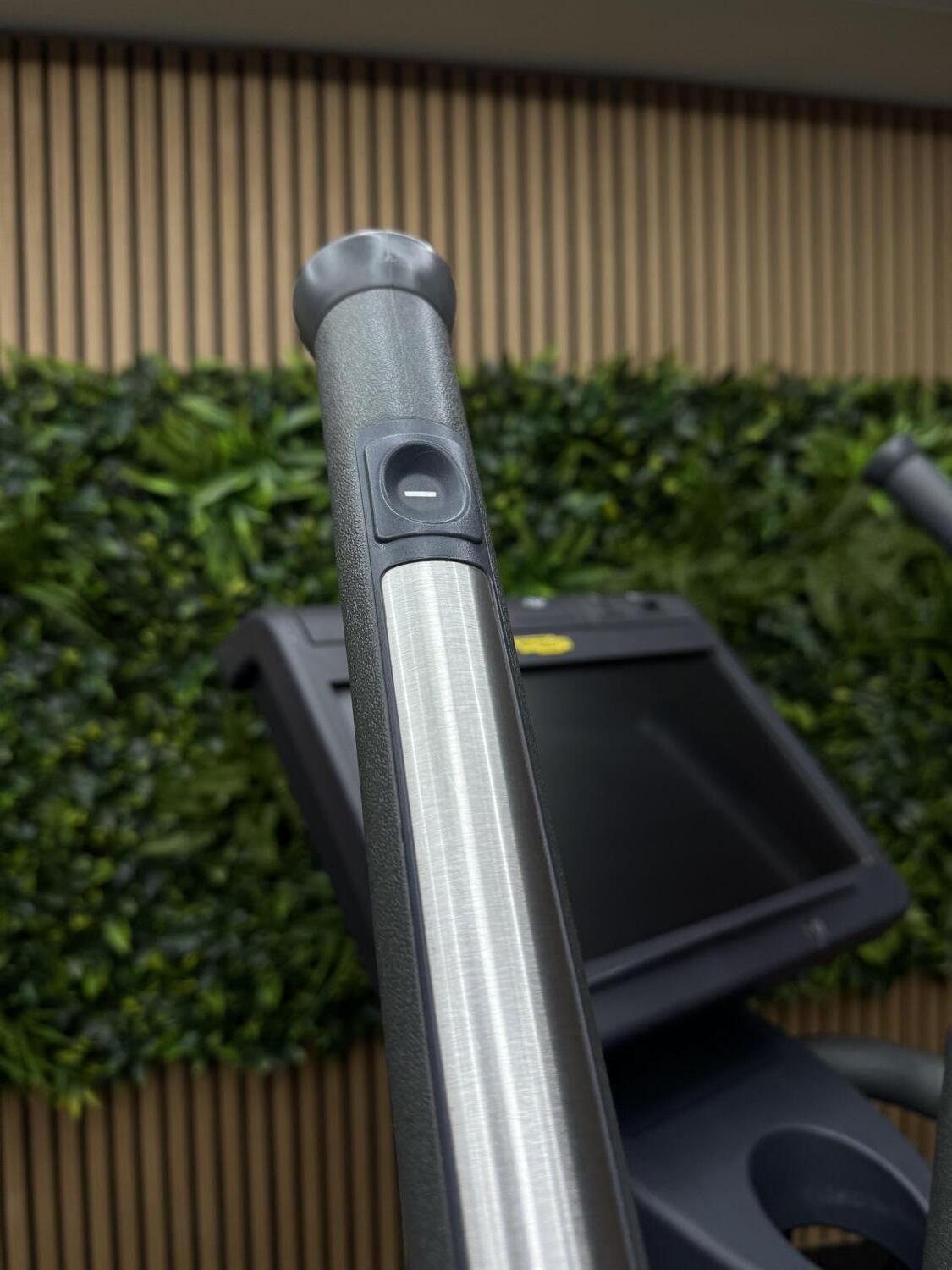 Technogym Excite (DE583U) SYNCHRO EXCITE 1000 P UNITY 3 Cosmo 5/7