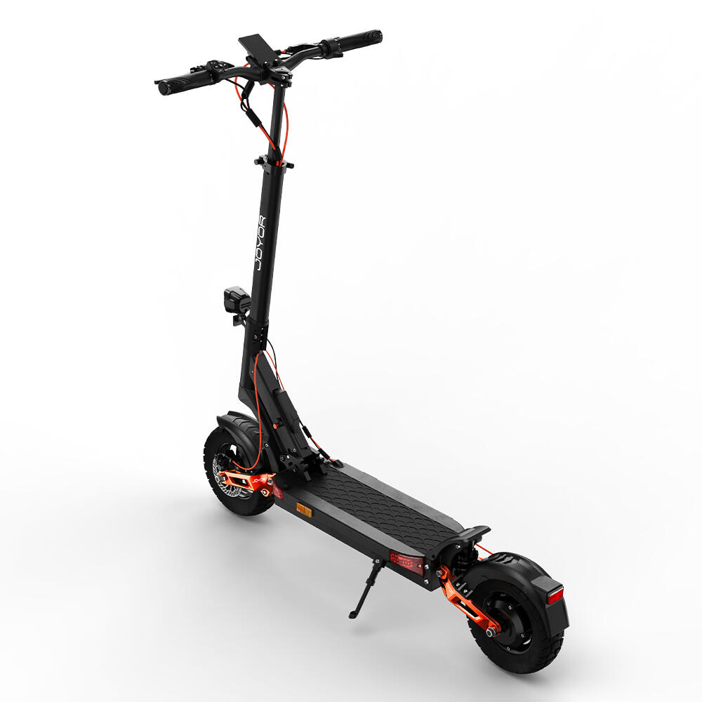 Trotinete elétrica JOYOR T6D DGT com bateria de 48V 18Ah e suspensão hidráulica.