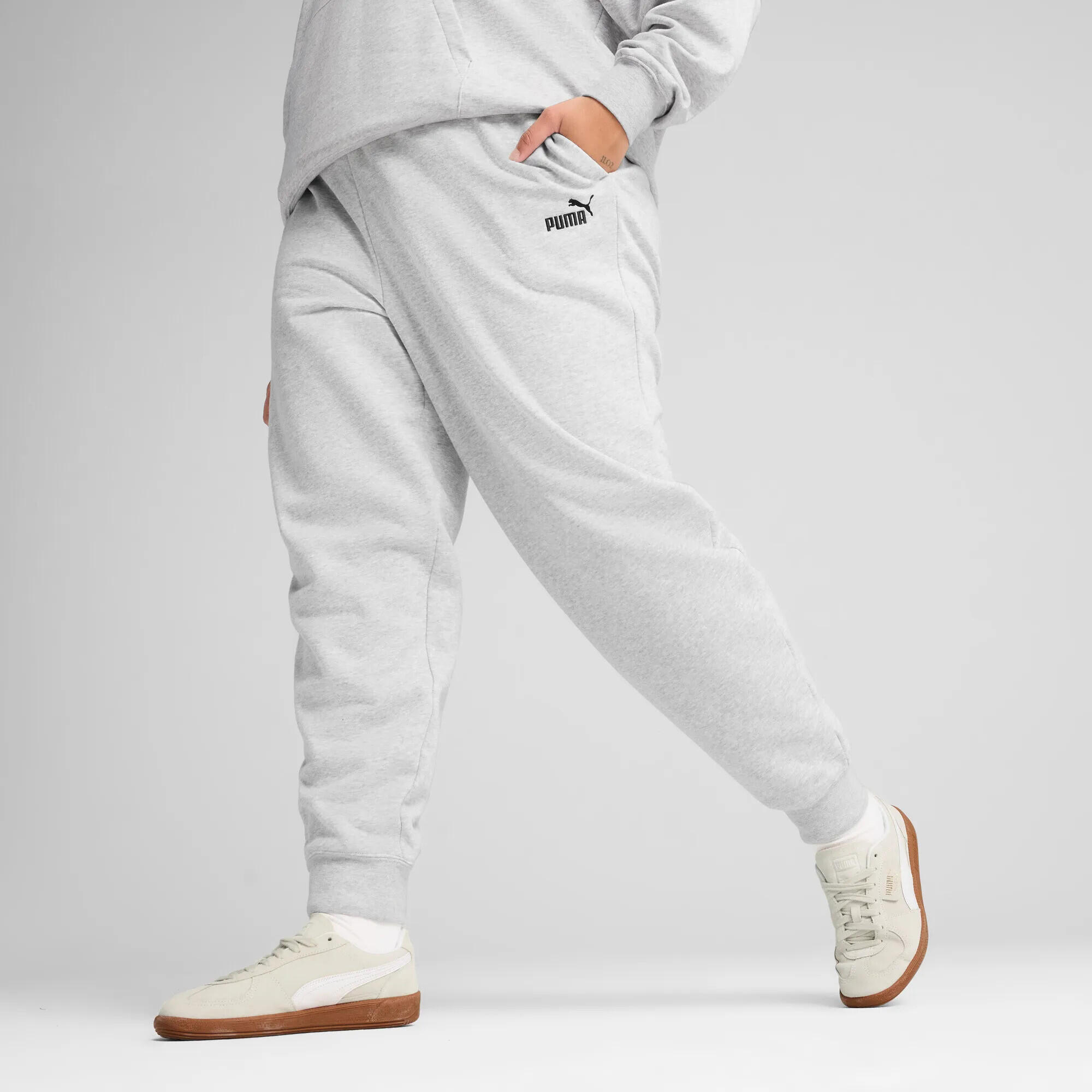 ESS Small No. 1 Logo Comfort Hochgeschnittene Jogginghose Damen PUMA 9/12