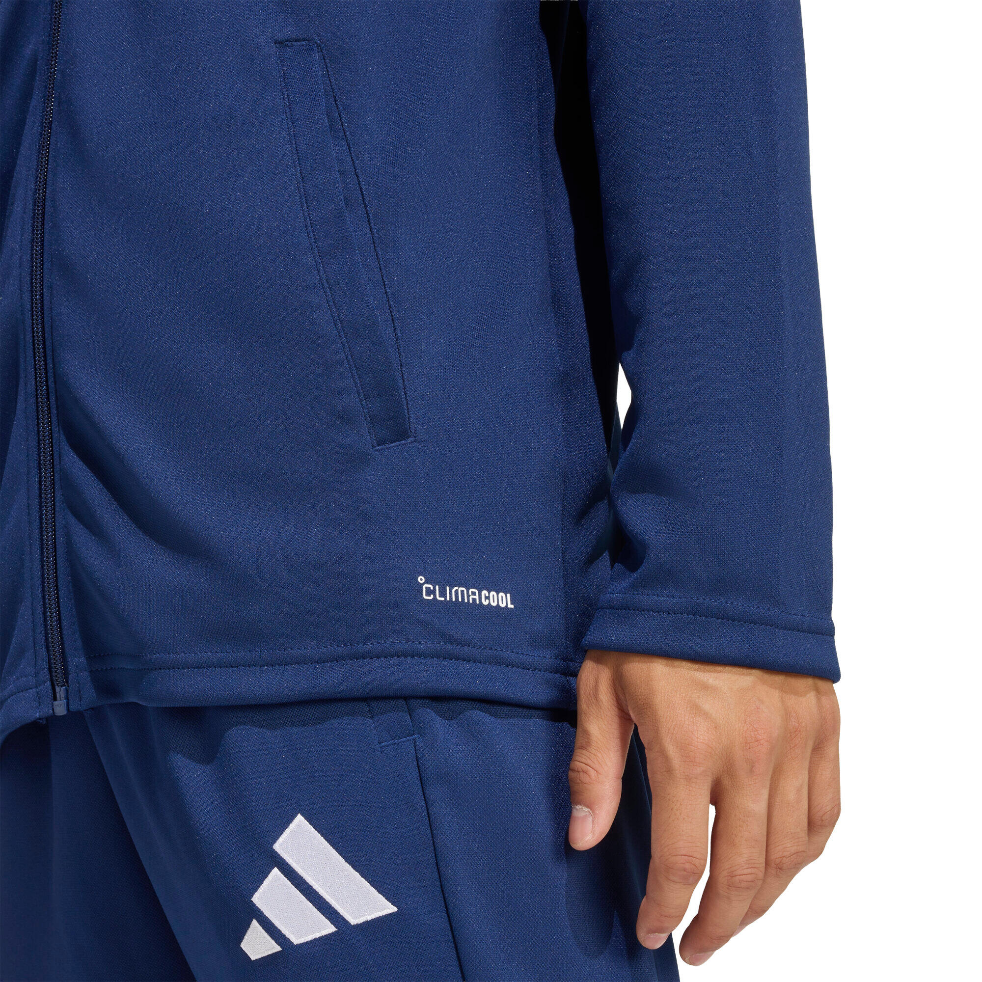 Entrada26 Track Top 8/9