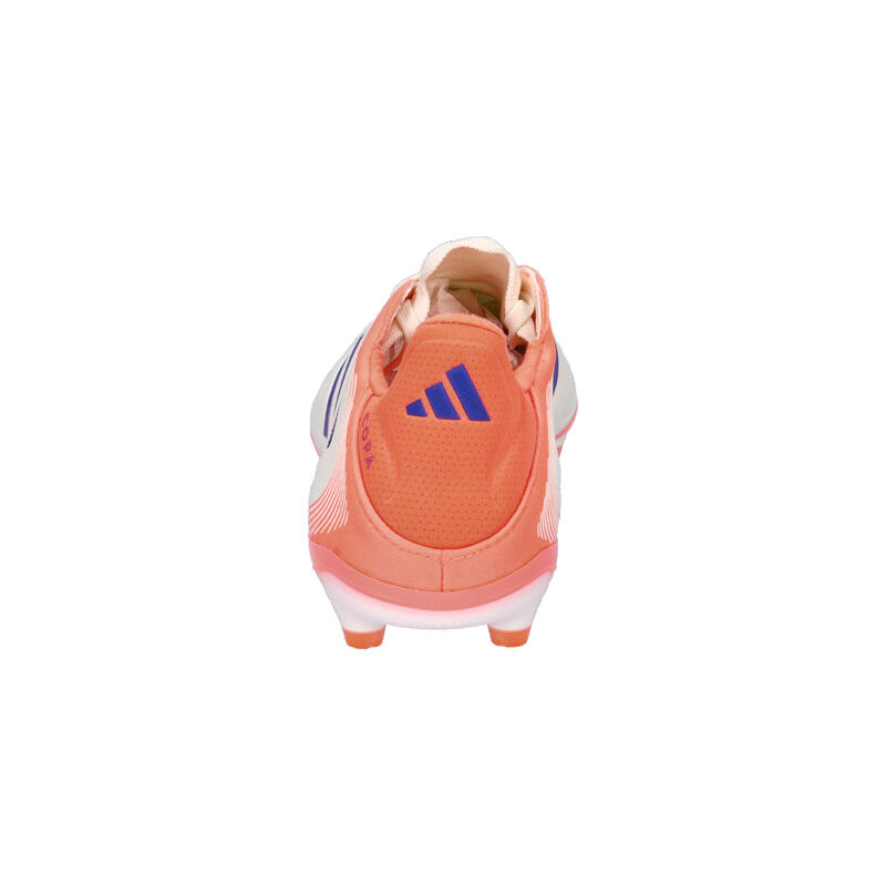 Ghete de fotbal Copa Pure 3 pentru teren dur