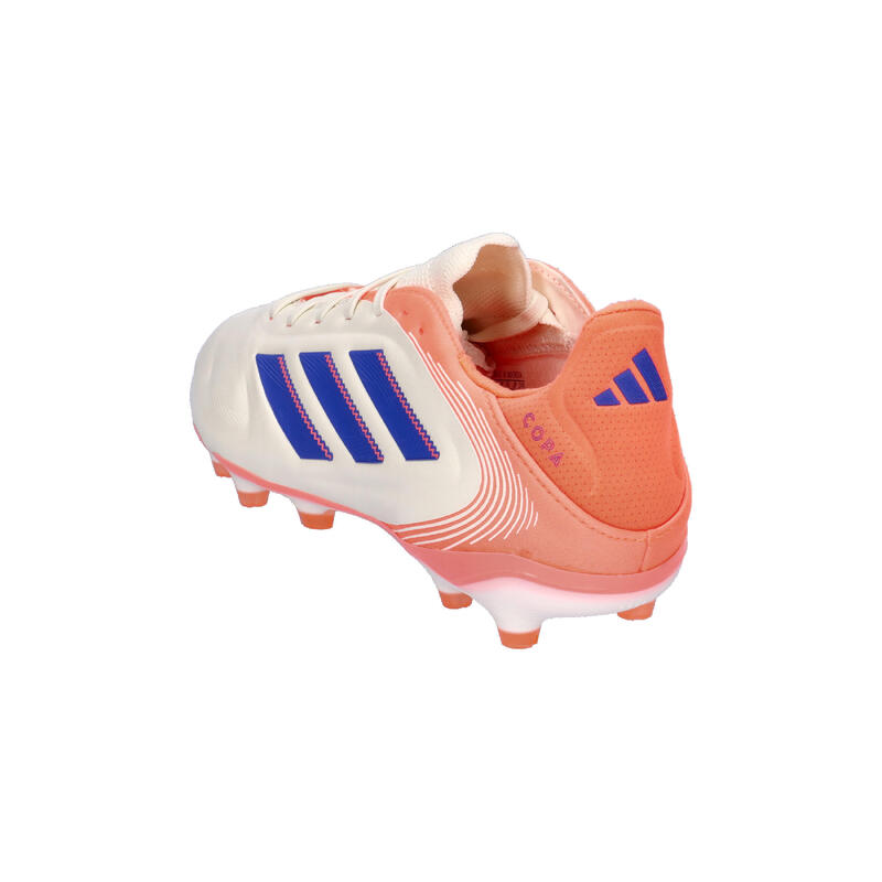 Ghete de fotbal Copa Pure 3 pentru teren dur