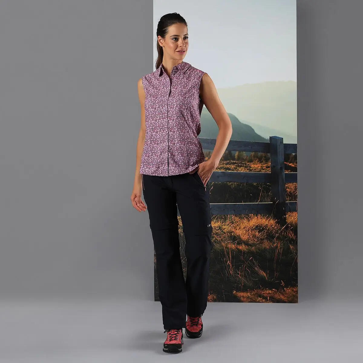 Camisa sem mangas feminina CMP 2/7