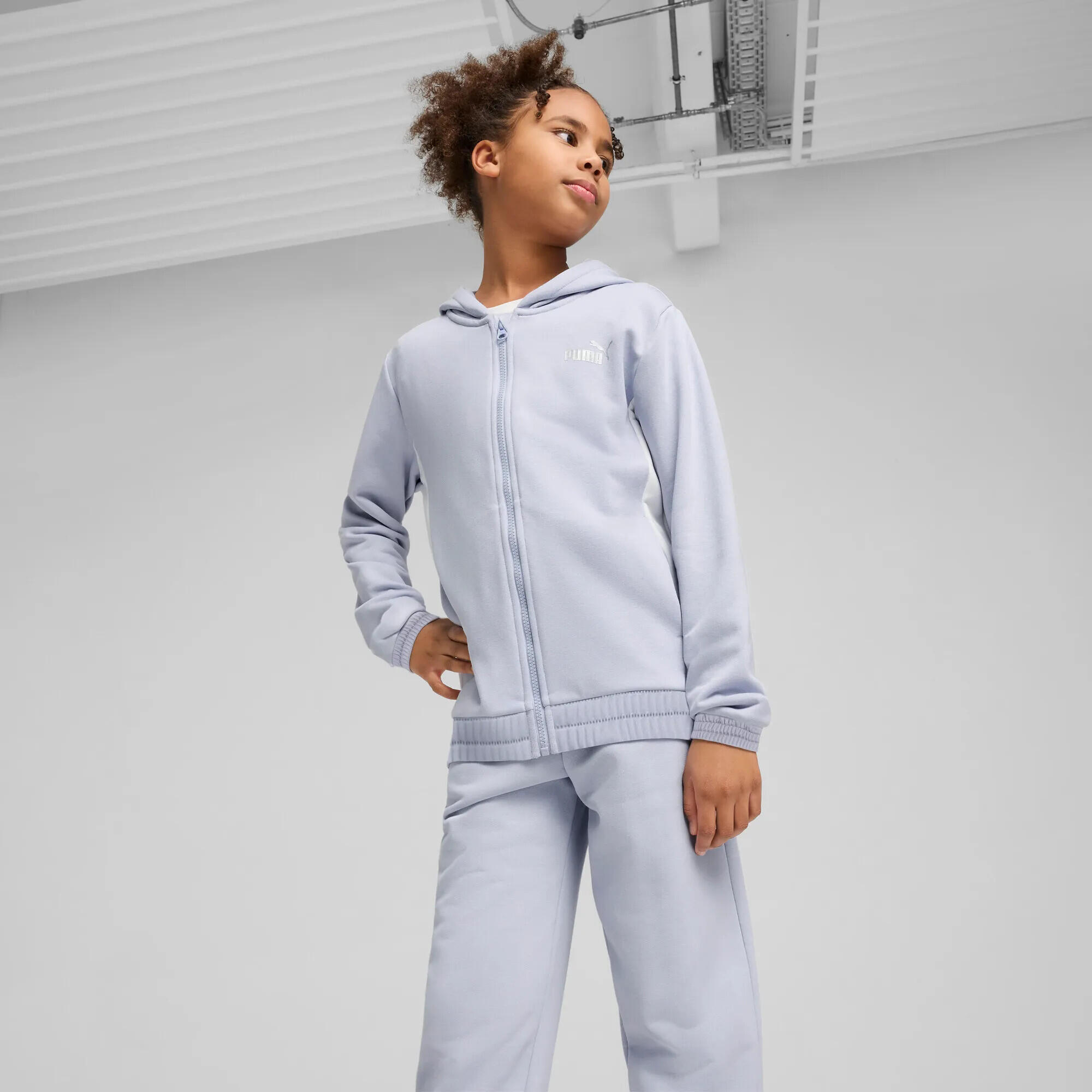 Młodzieżowy dres z kapturem i metalicznym wykończeniem PUMA Cool Weather Blue 11/11
