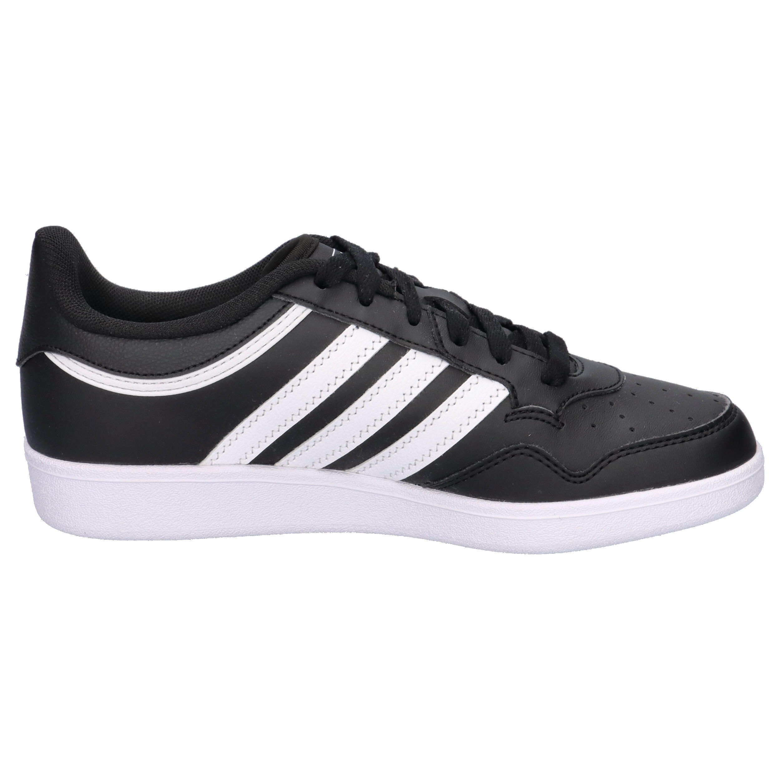 Schoen Adidas model JI3474 voor jongens 7/15