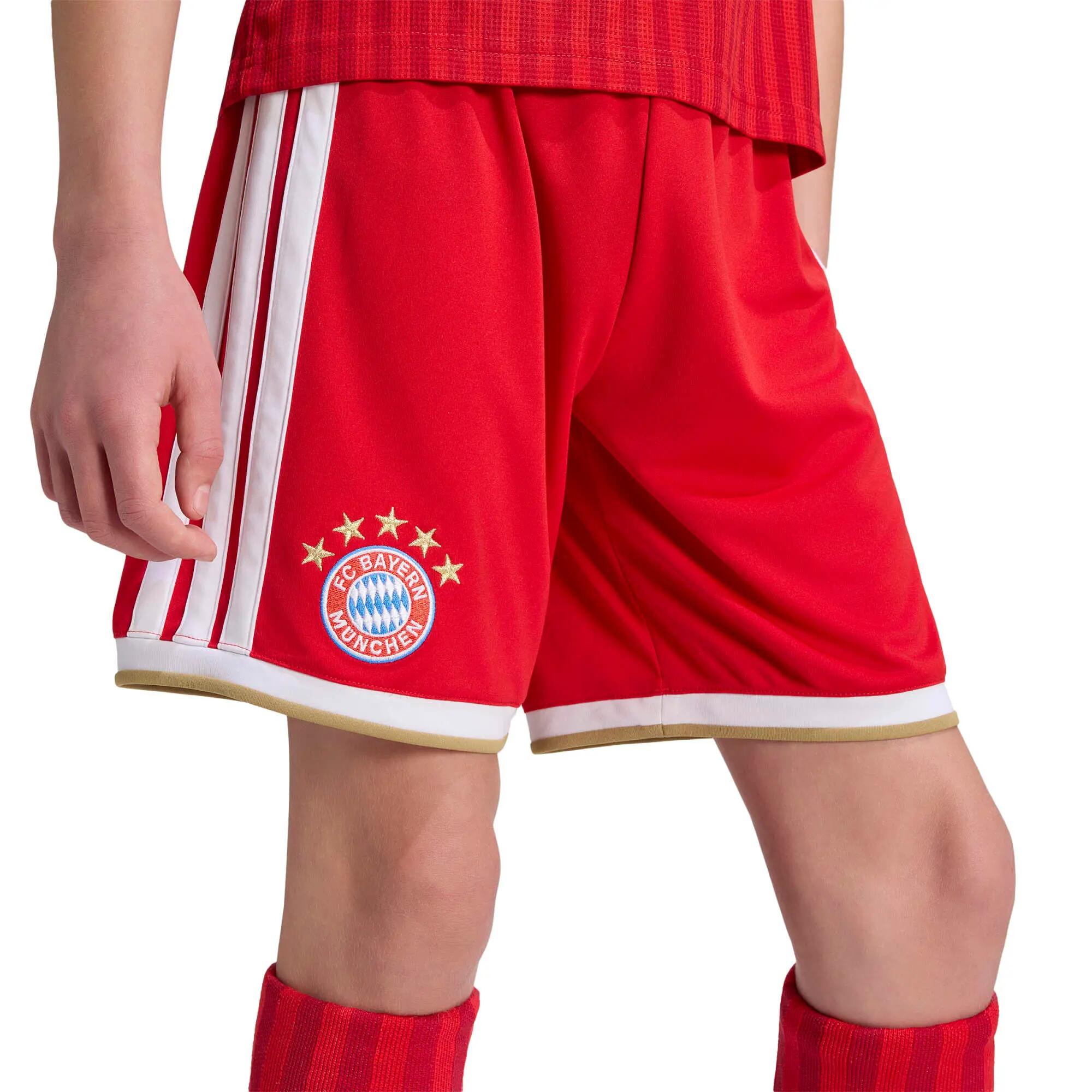 Short Home FC Bayern München* 26/27 per bambini e bambine 11/12