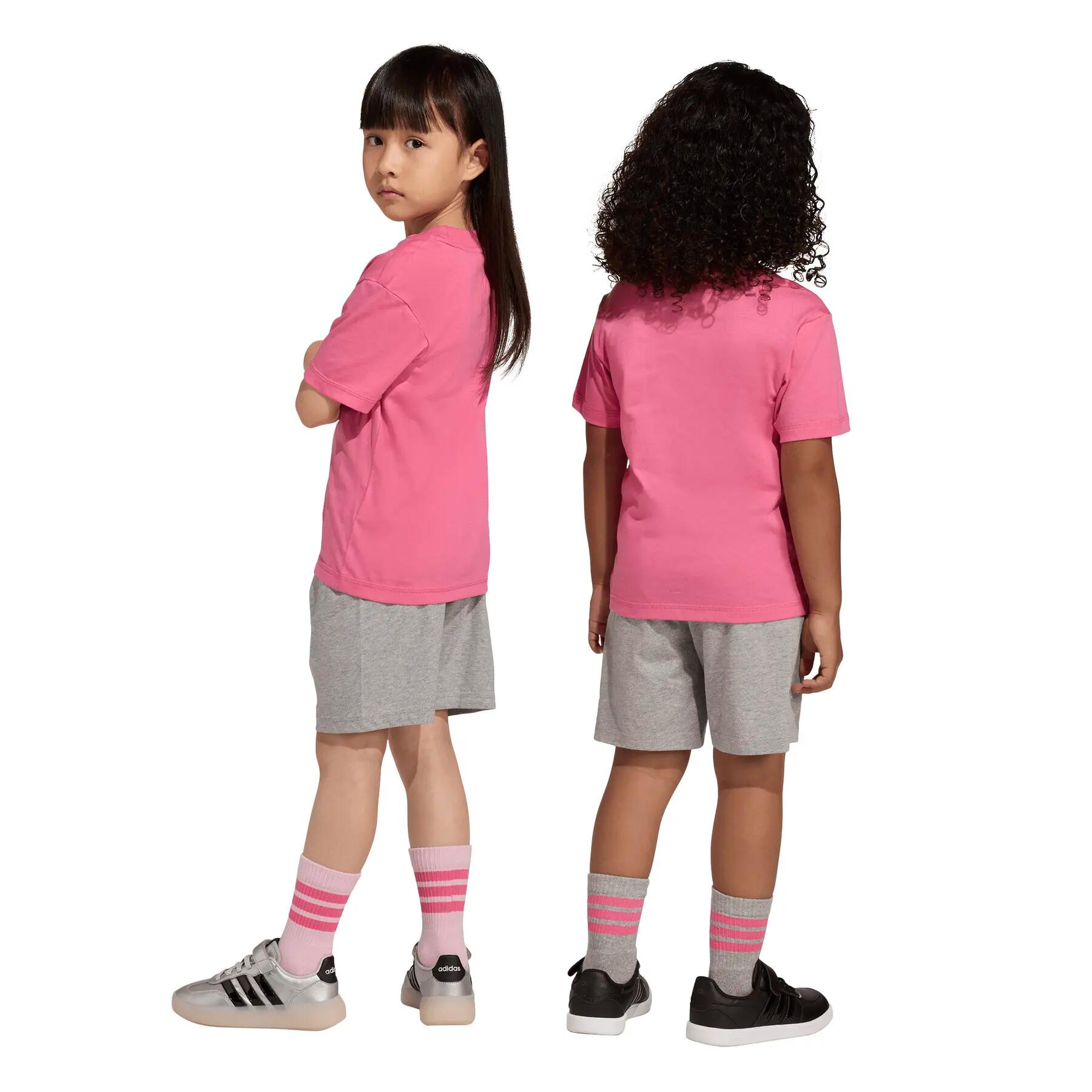 Completo t-shirt e pantaloni corti per bambini adidas Essentials 7/15