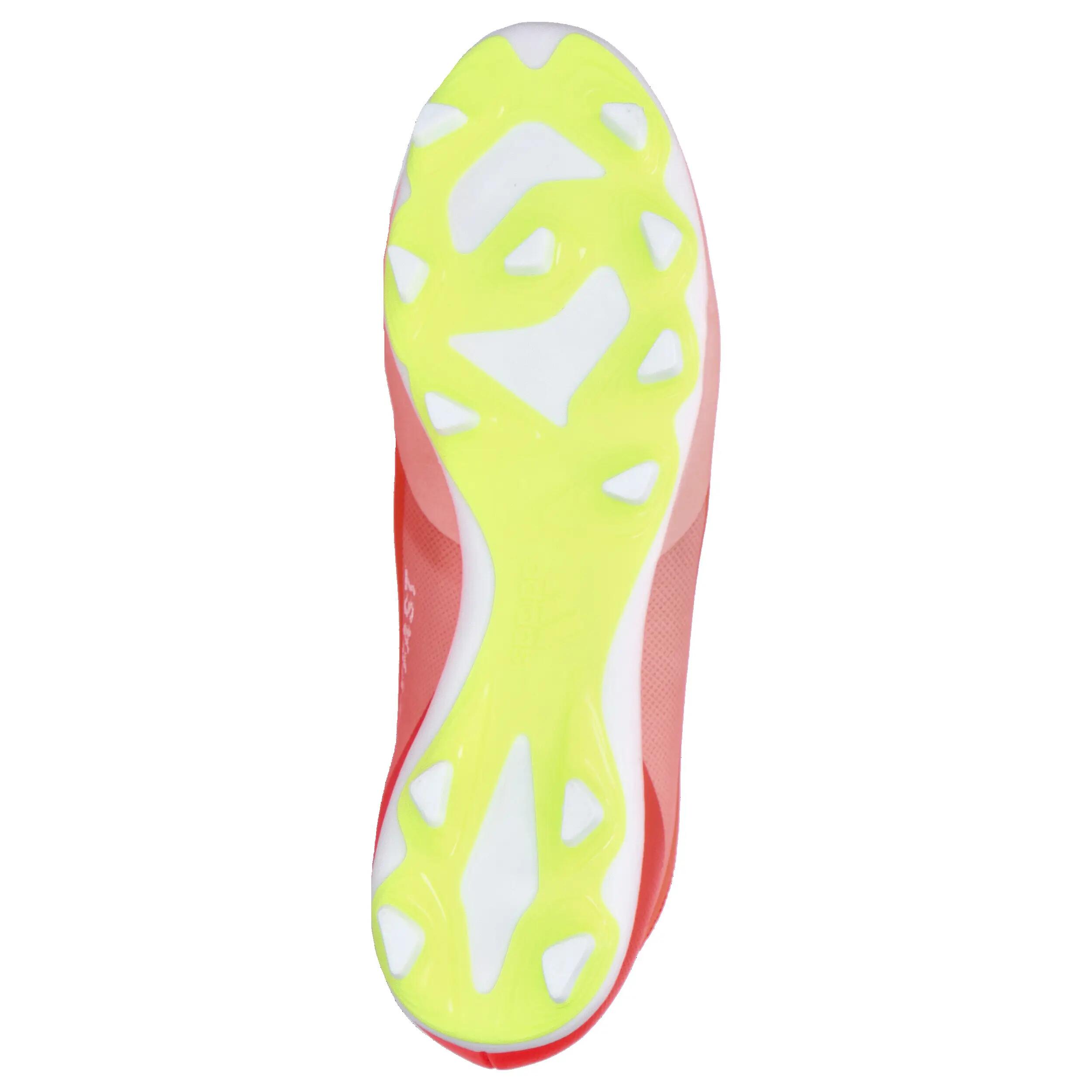 Chuteiras Adidas modelo IG0616 para unissex 6/15